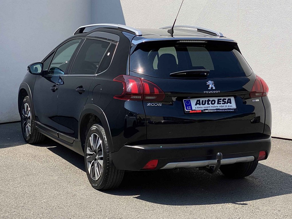 Peugeot 2008 1.2PT Allure