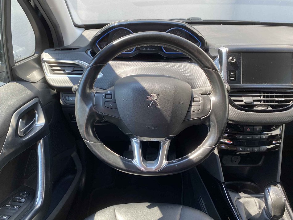 Peugeot 2008 1.2PT Allure