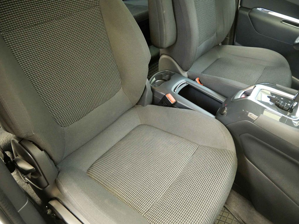 Peugeot 5008 1.6HDi 