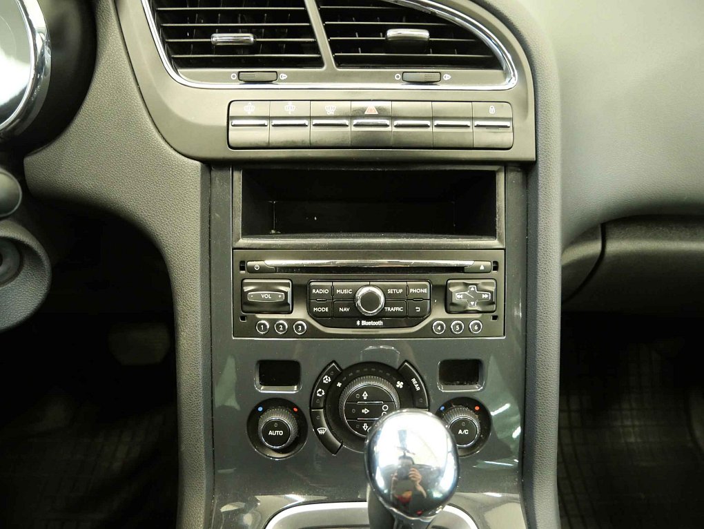 Peugeot 5008 1.6HDi 