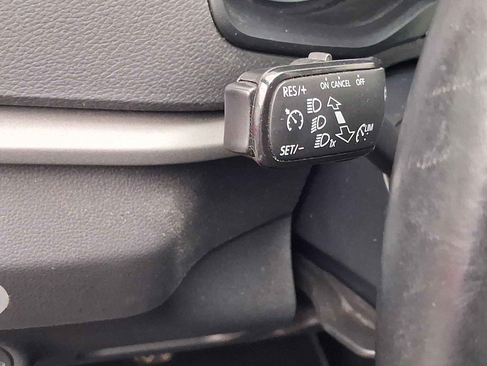 Škoda Karoq 1.0 TSi Ambition