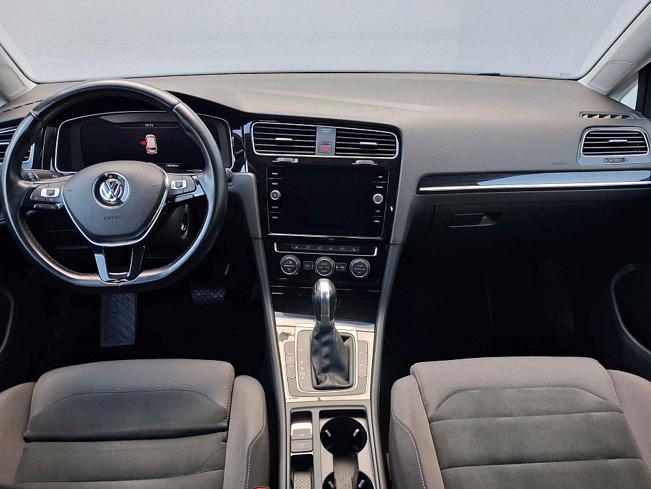 Volkswagen Golf 1.5TSi Highline