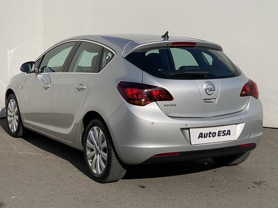 Opel Astra 1.6 16V Cosmo