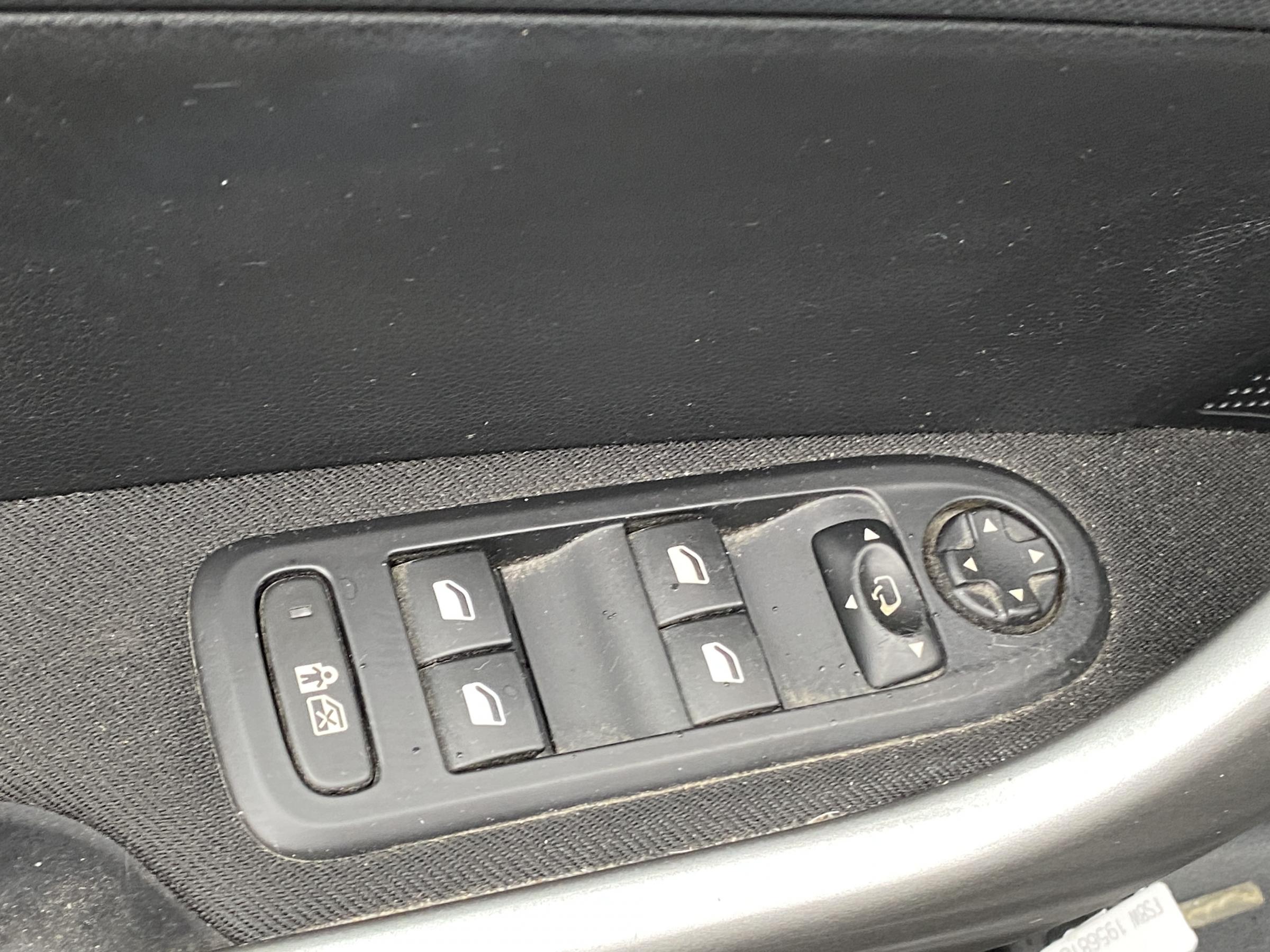 Peugeot 308, 2011 - pohled č. 12