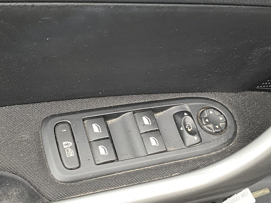 Peugeot 308 1.6 VTi  Family