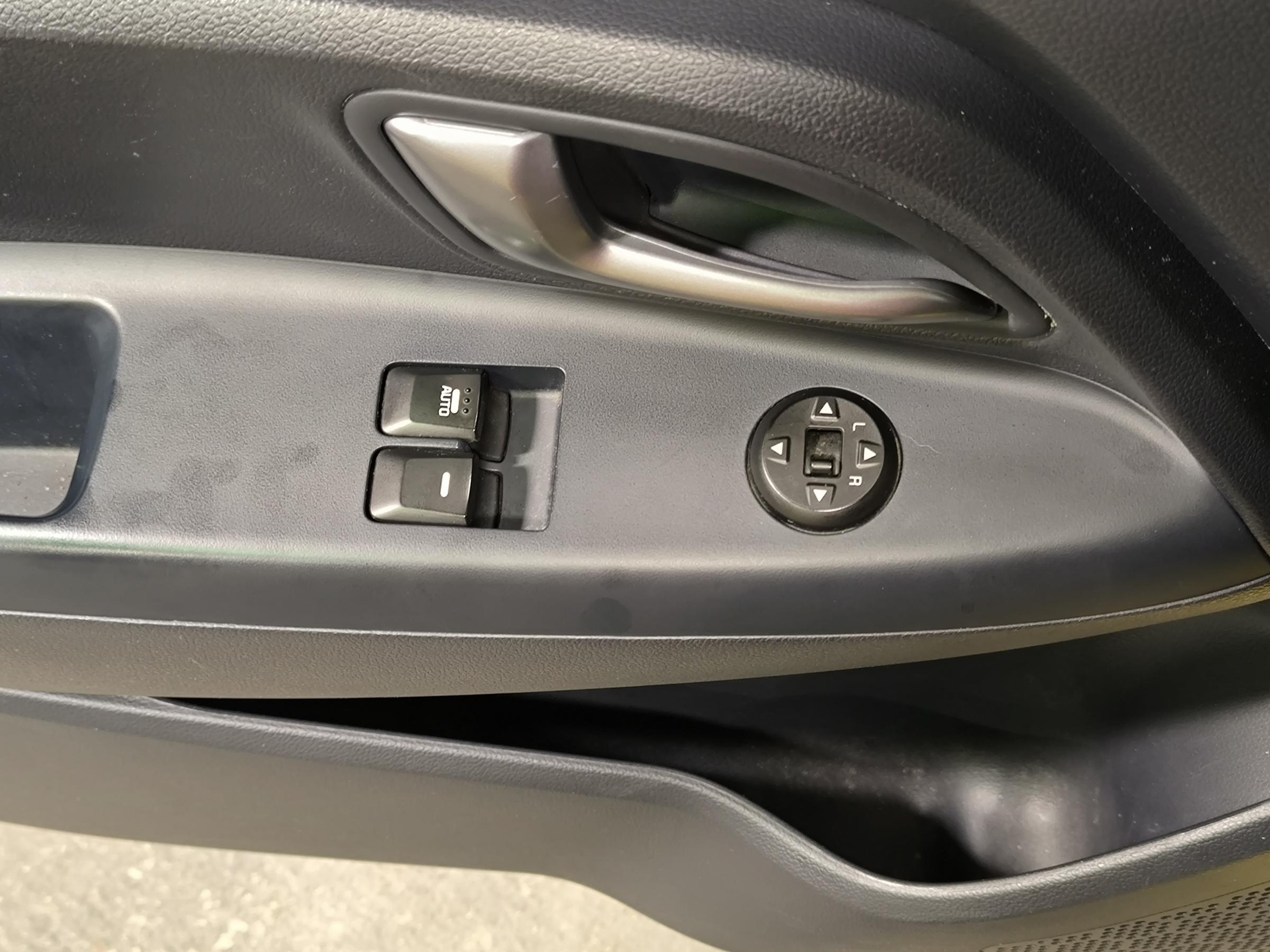 Kia Rio, 2016 - pohled č. 17