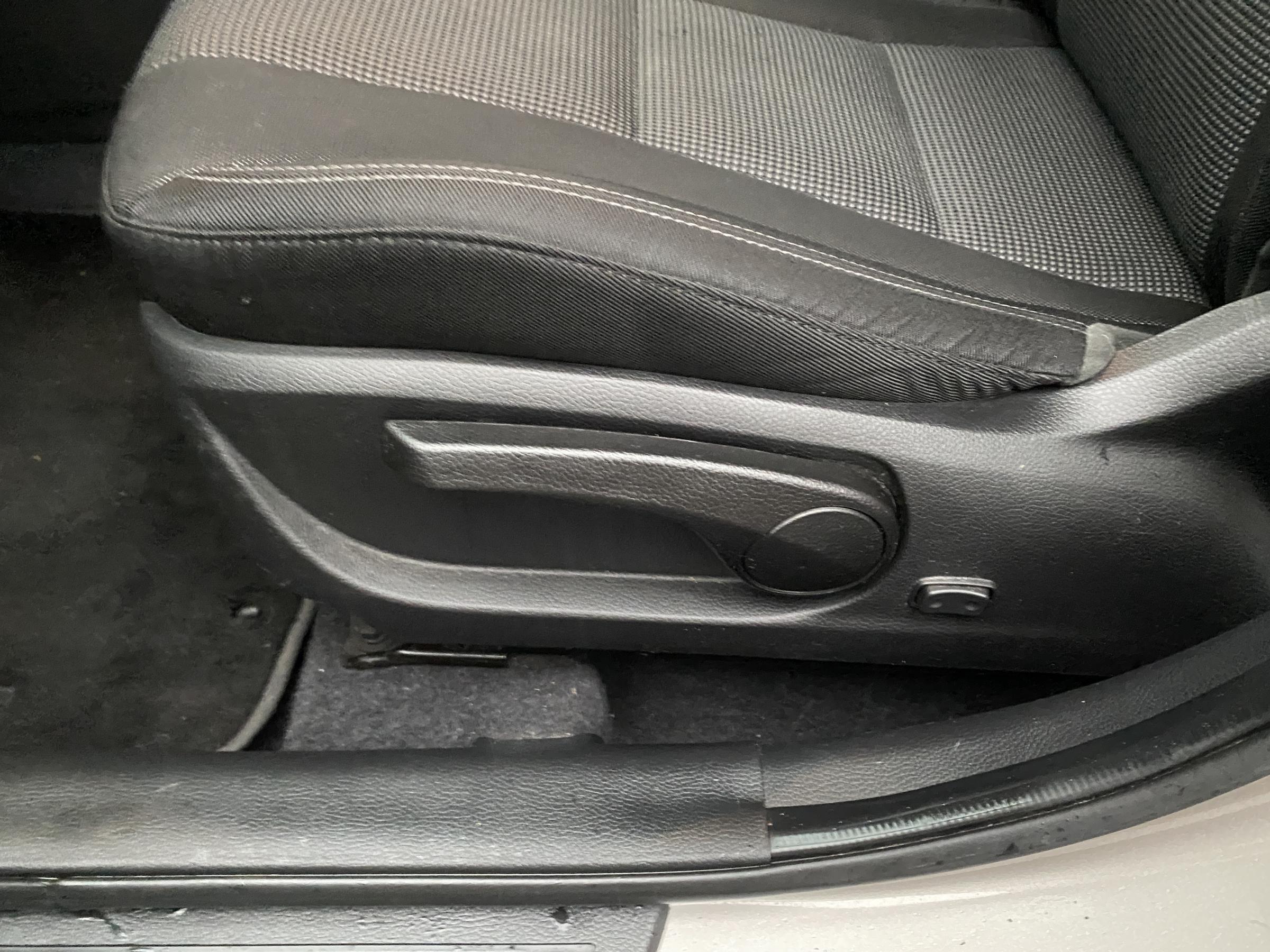 Hyundai i30, 2017 - pohled č. 14