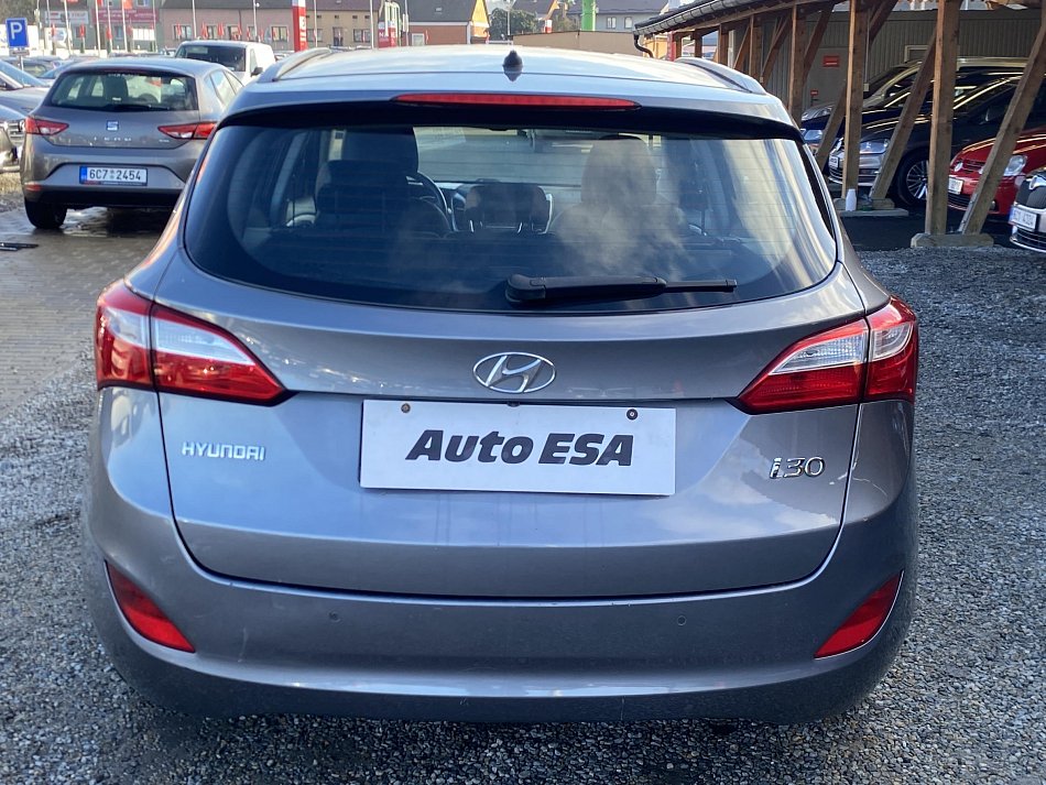 Hyundai I30 1.6 i 