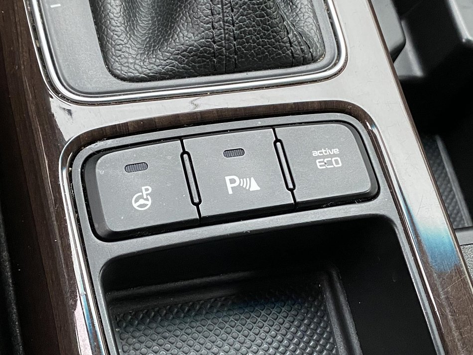 Kia Sorento 2.2 CRDi  AWD