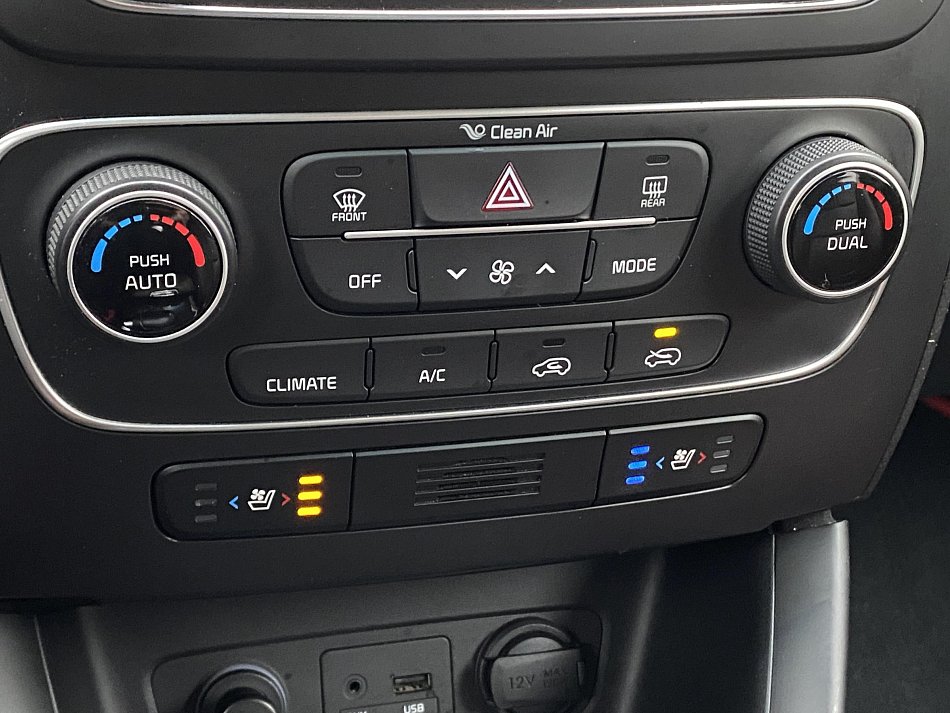 Kia Sorento 2.2 CRDi  AWD