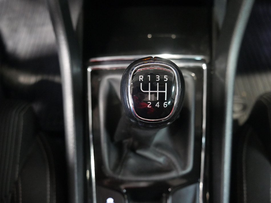 Škoda Karoq 1.5 TSi Style