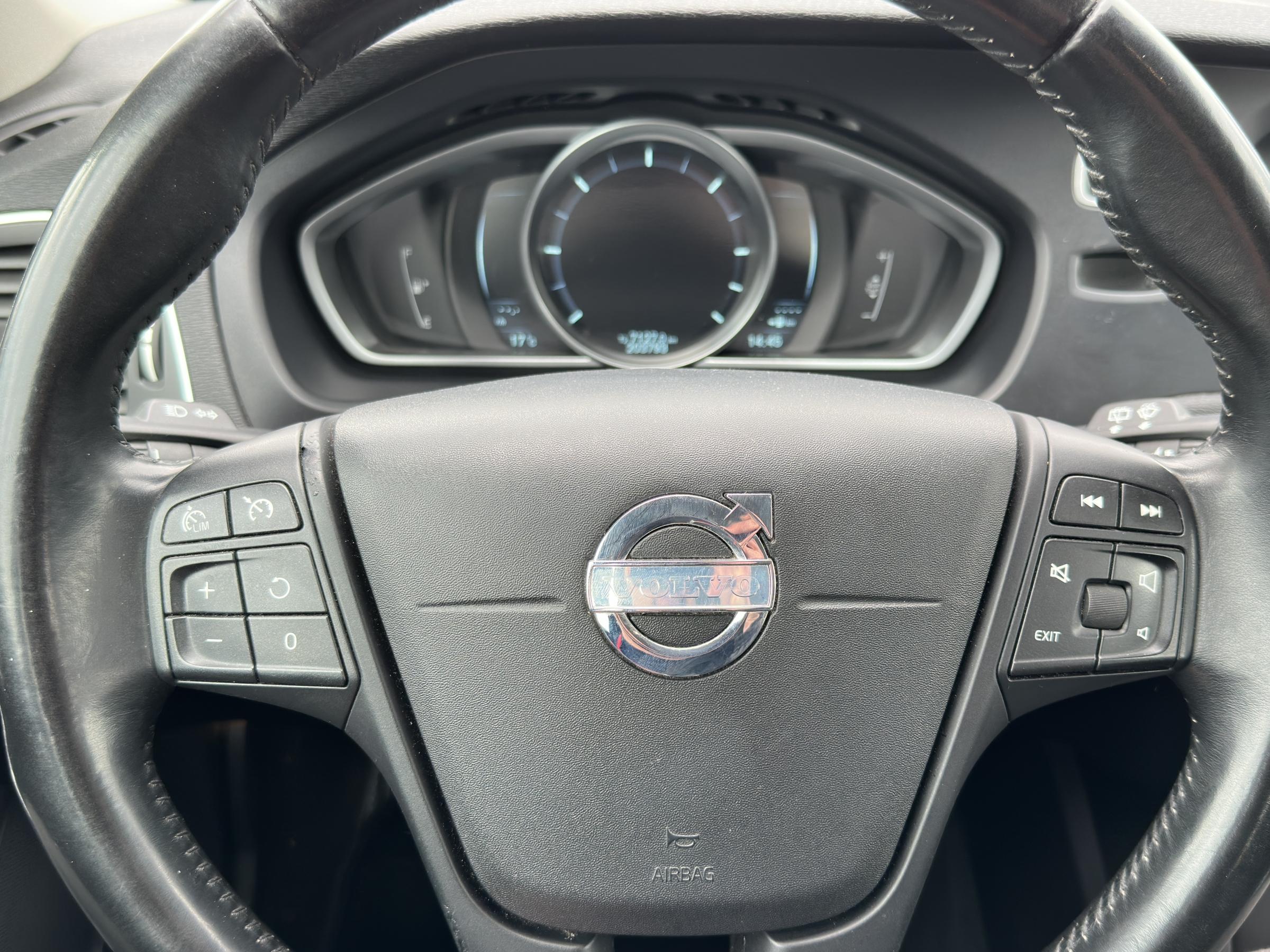 Volvo V40, 2014 - pohled č. 12
