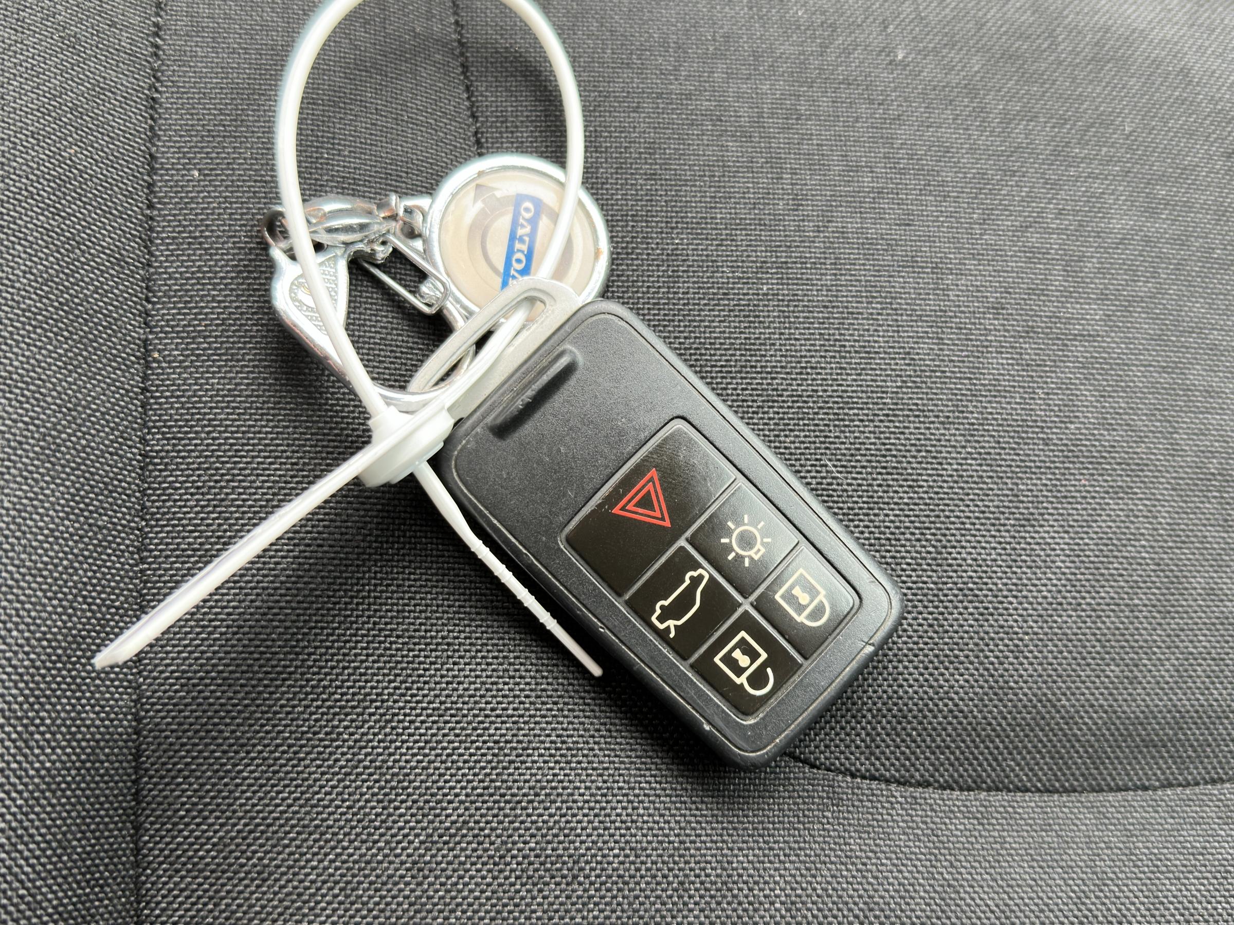 Volvo V40, 2014 - pohled č. 17