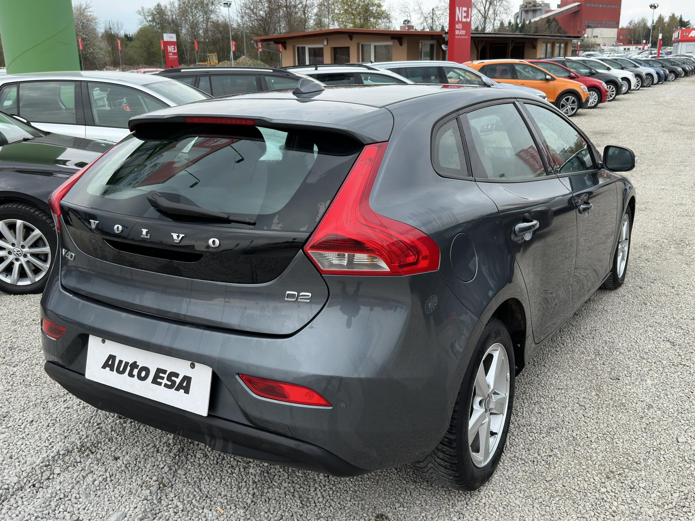 Volvo V40, 2014 - pohled č. 4