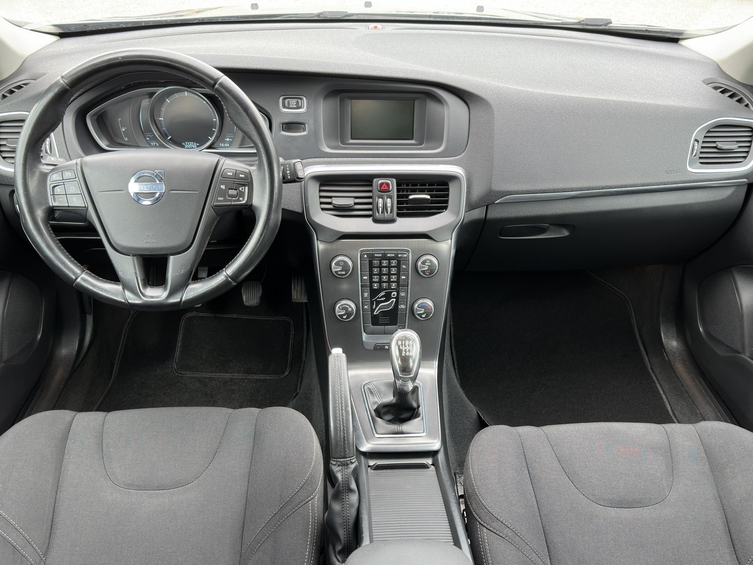 Volvo V40, 2014 - pohled č. 8