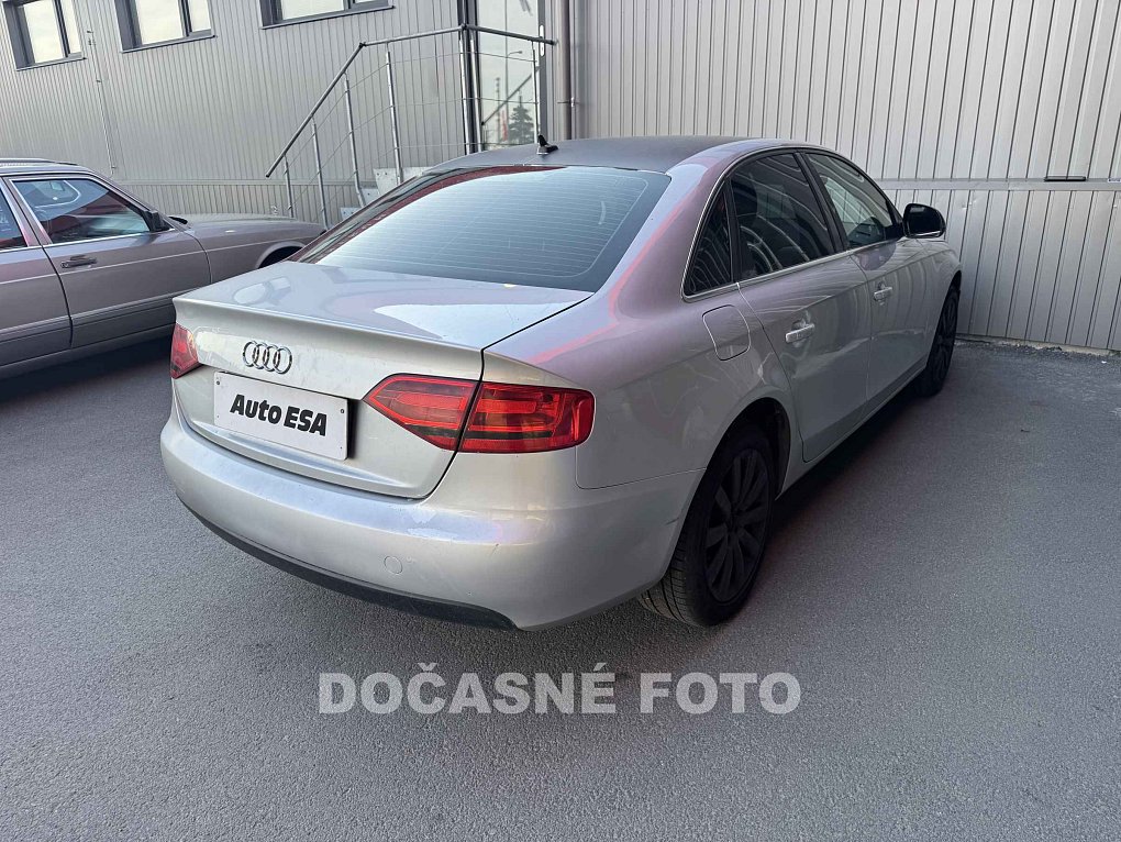 Audi A4 2.0 TDi 