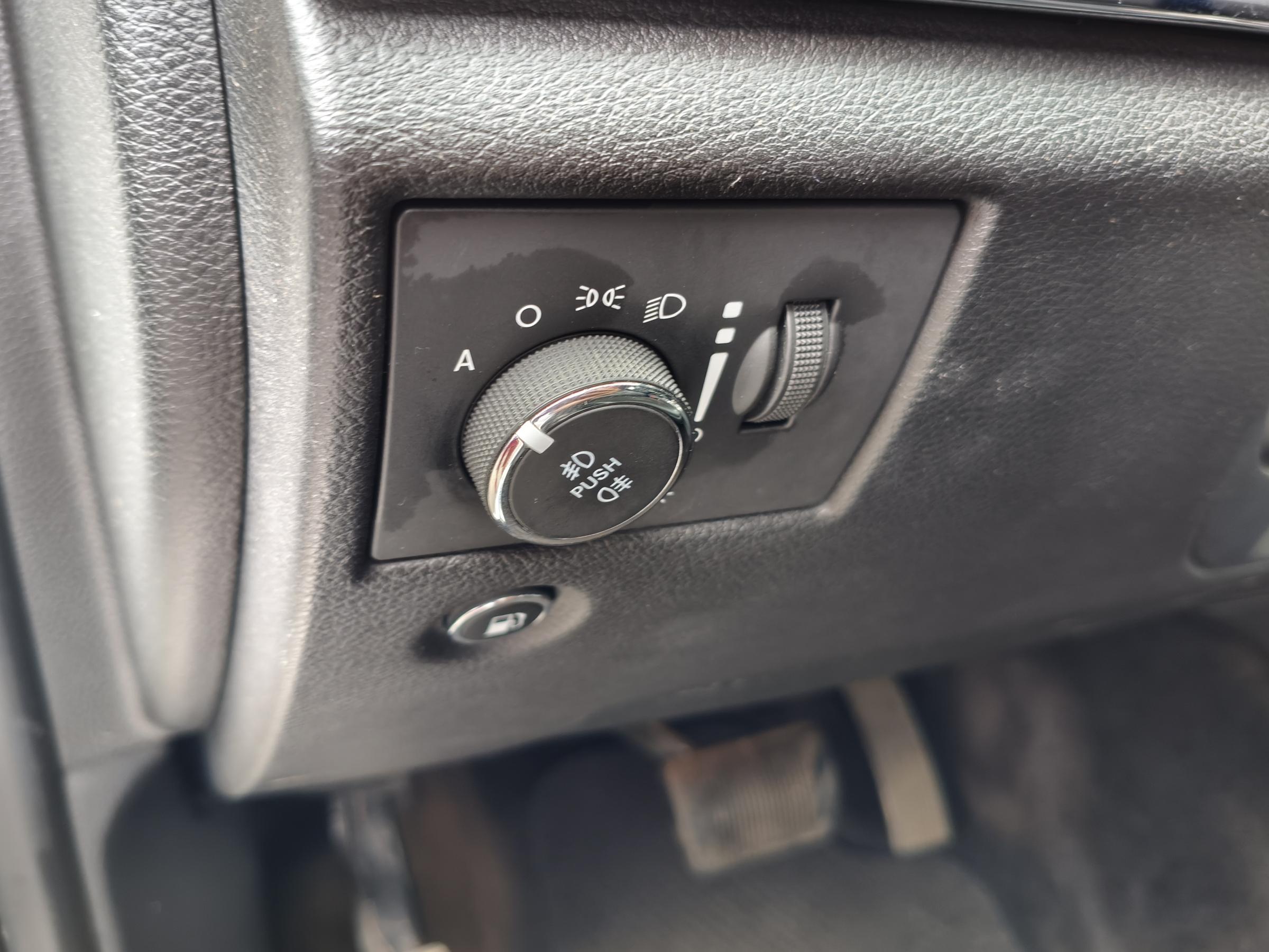 Jeep Grand Cherokee, 2016 - pohled č. 19