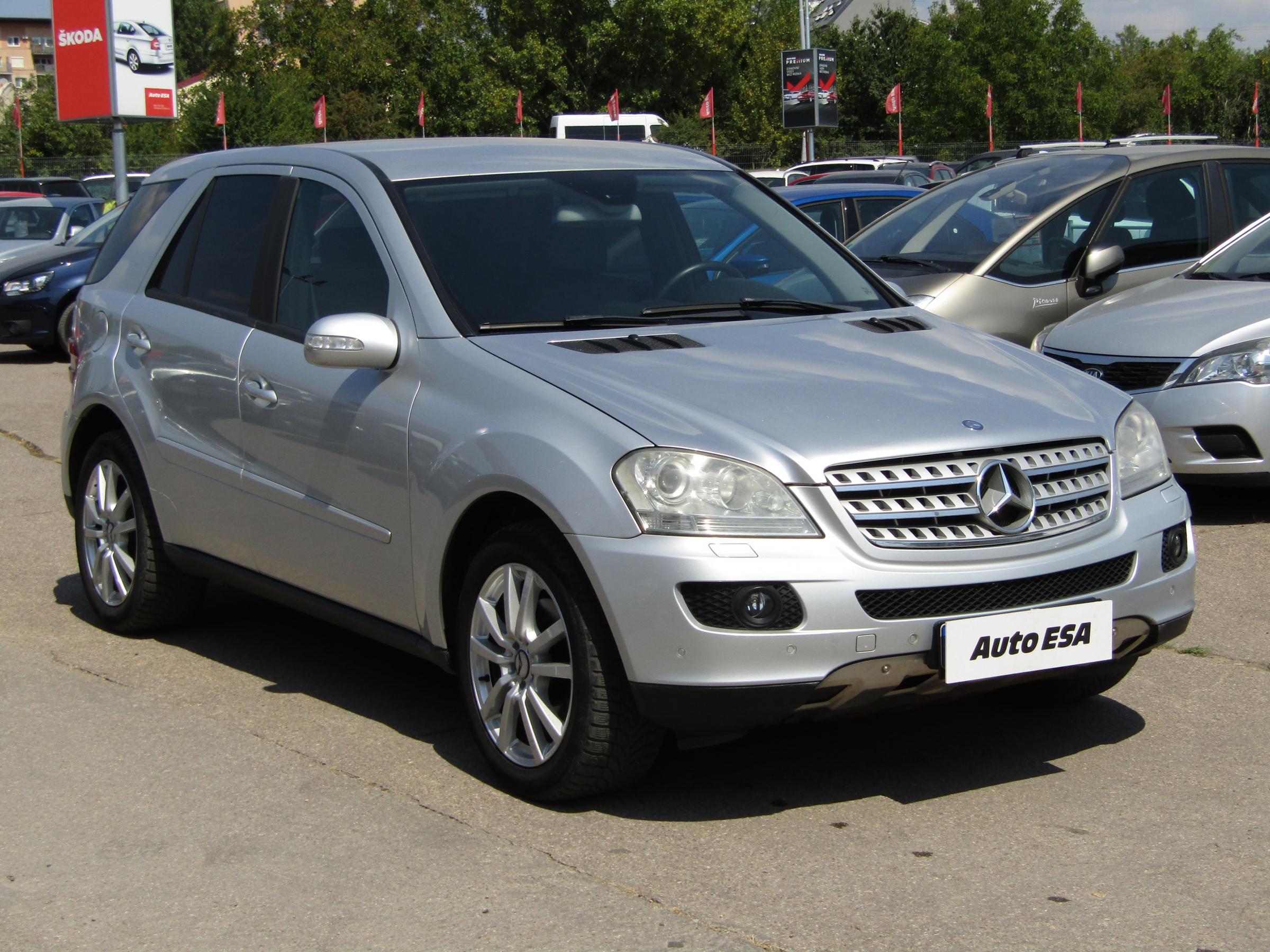 Mercedes-Benz Třída M, 2005