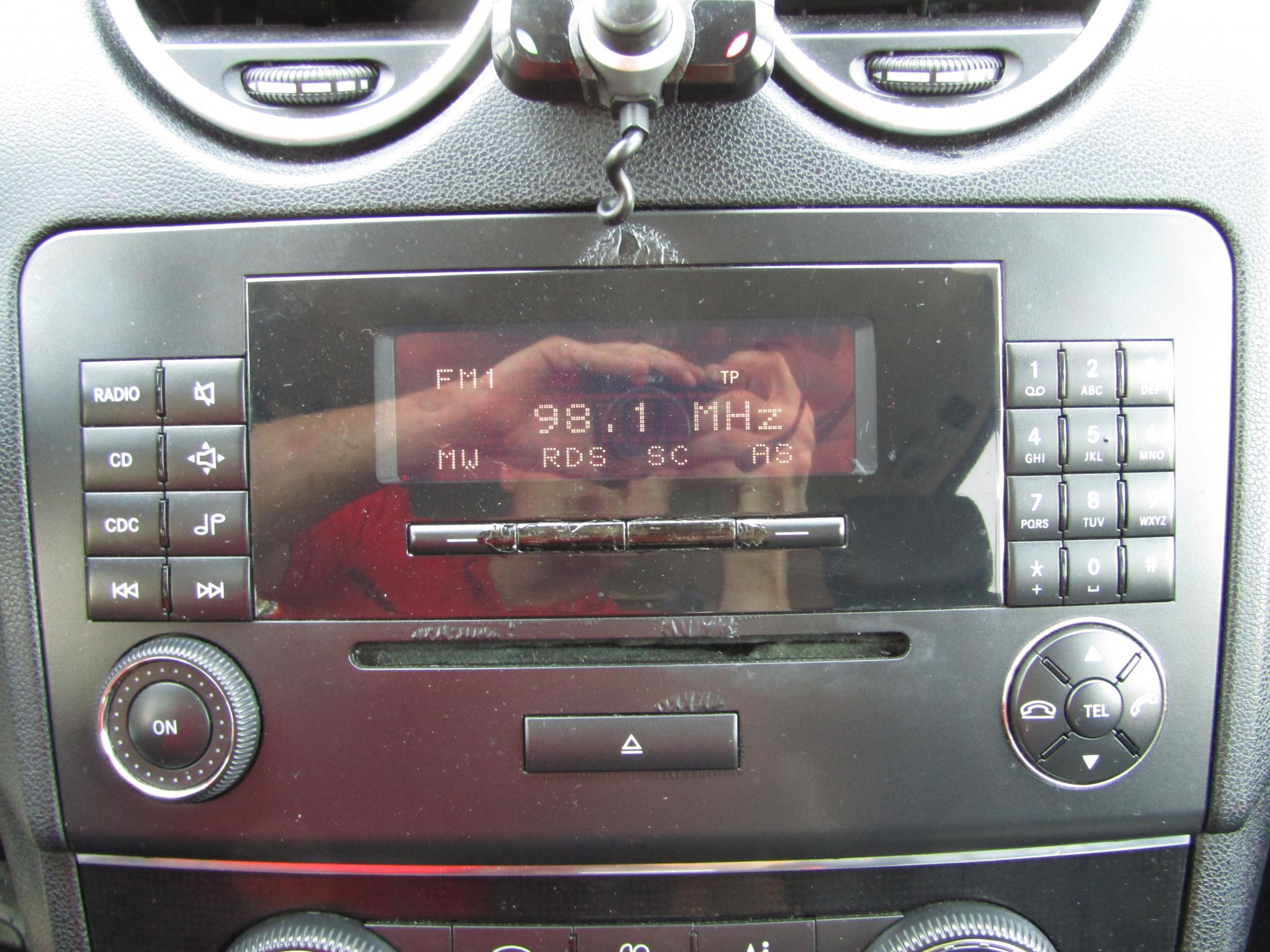 Mercedes-Benz Třída M, 2005 - pohled č. 16