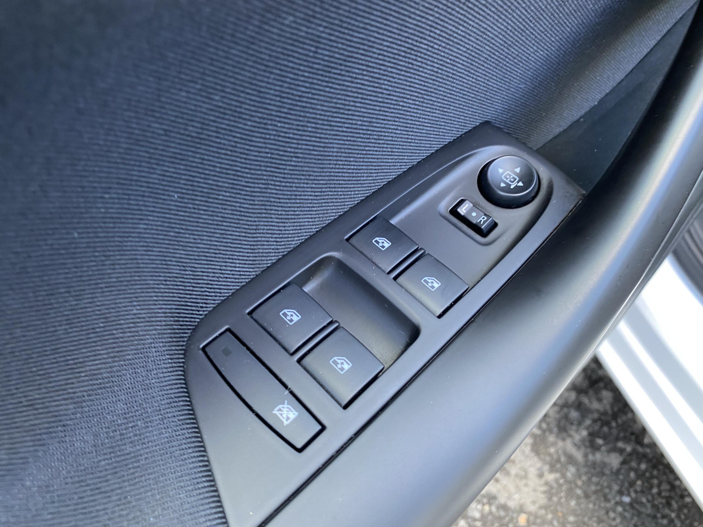 Opel Astra, 2018 - pohled č. 15