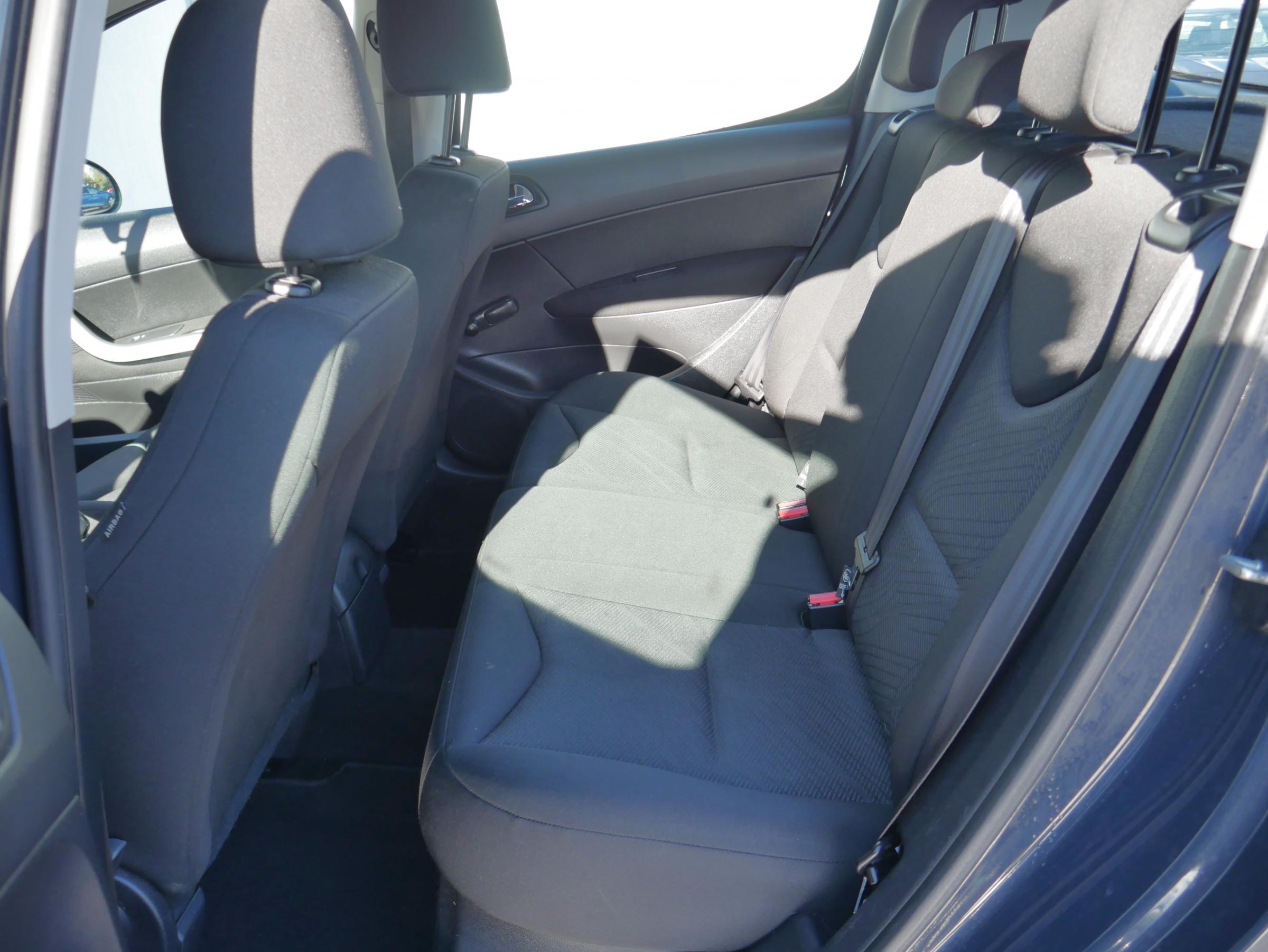 Peugeot 308, 2013 - pohled č. 10