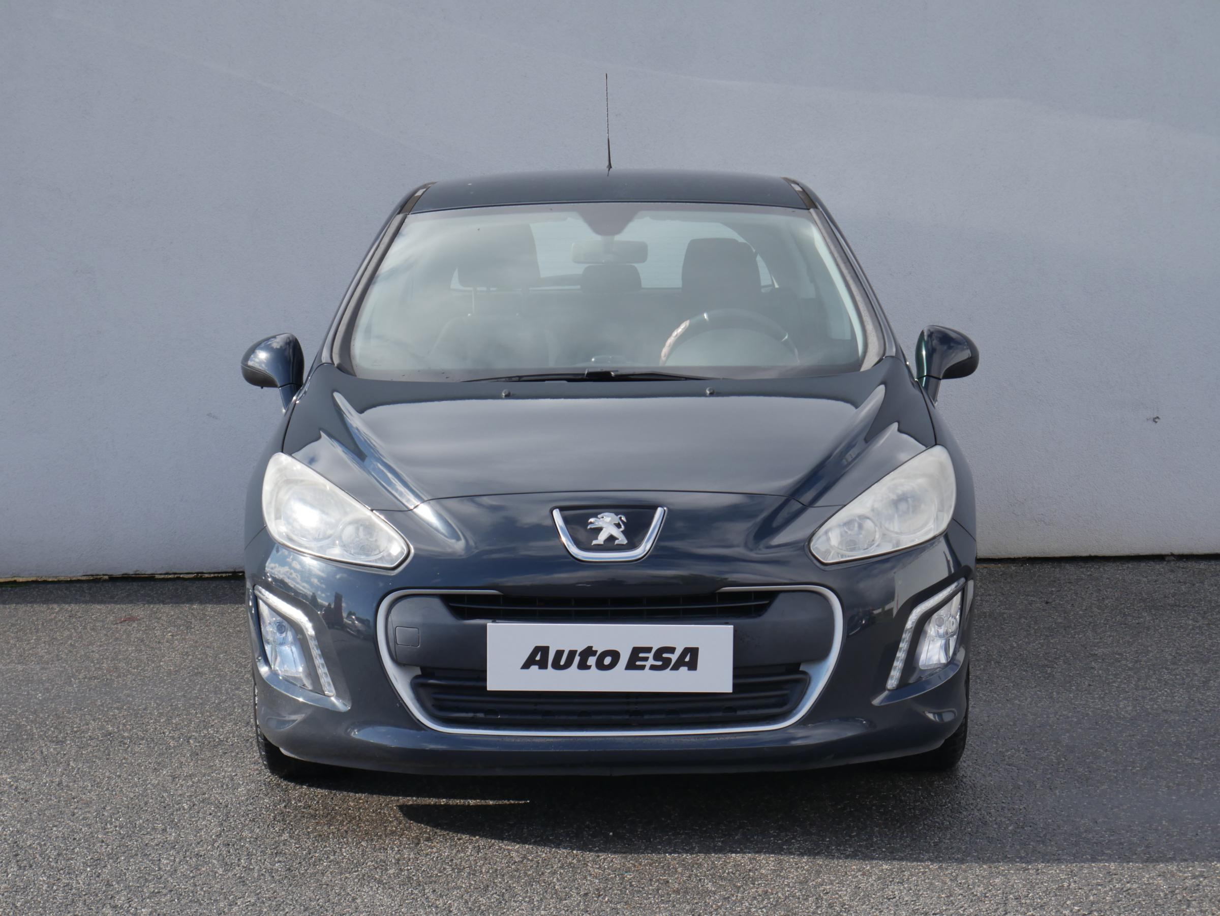 Peugeot 308, 2013 - pohled č. 2