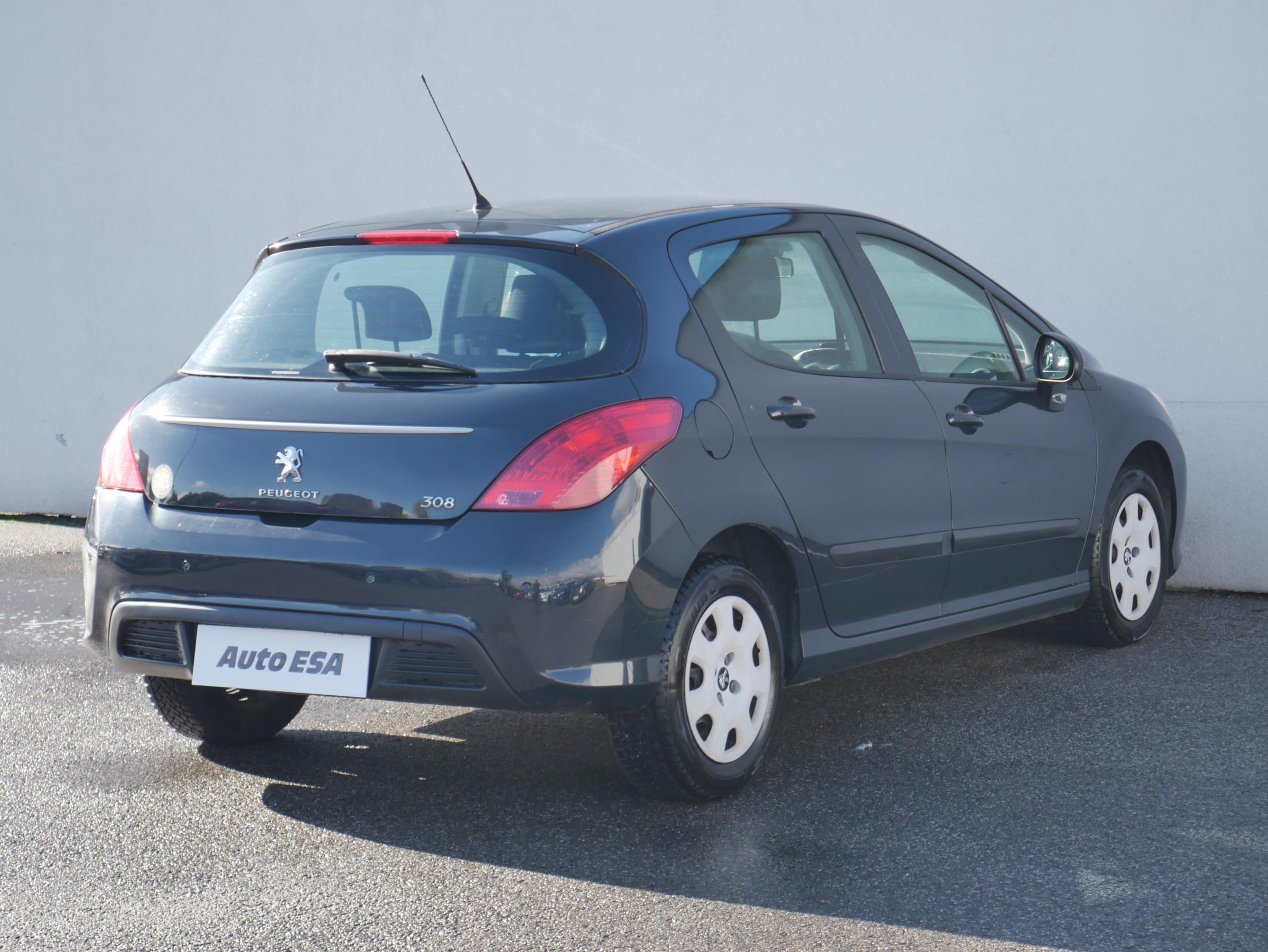 Peugeot 308, 2013 - pohled č. 4