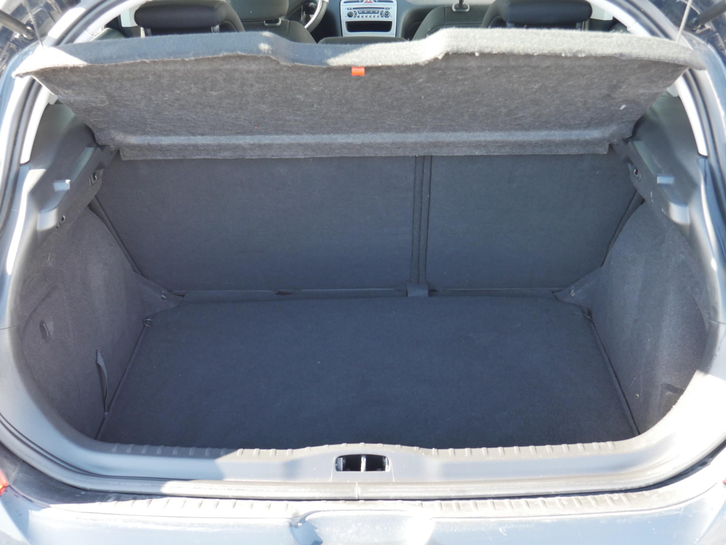 Peugeot 308, 2013 - pohled č. 7