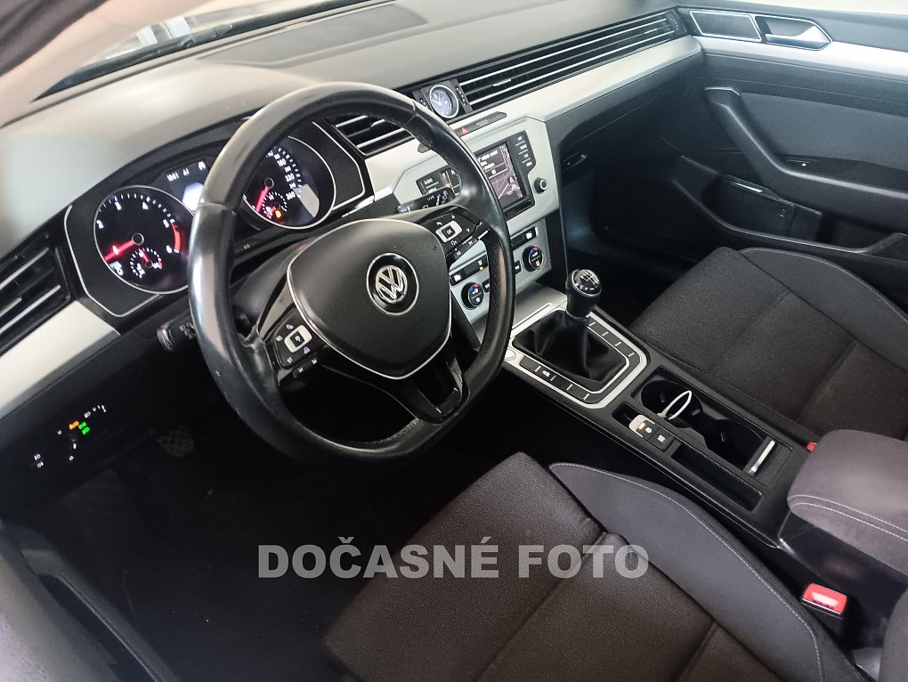 Volkswagen Passat 1.6 TDi Comfortline