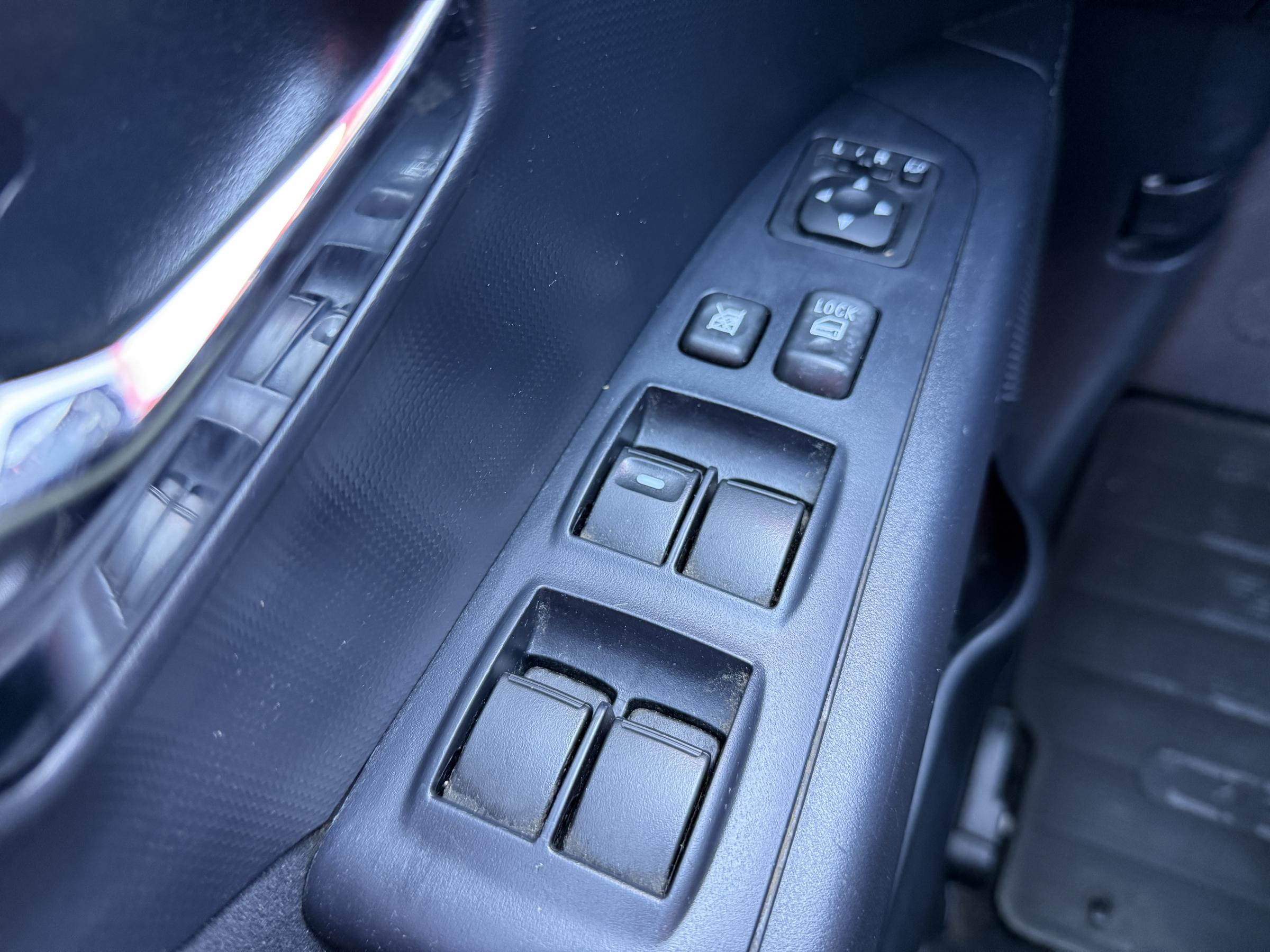 Peugeot 4007, 2007 - pohled č. 11