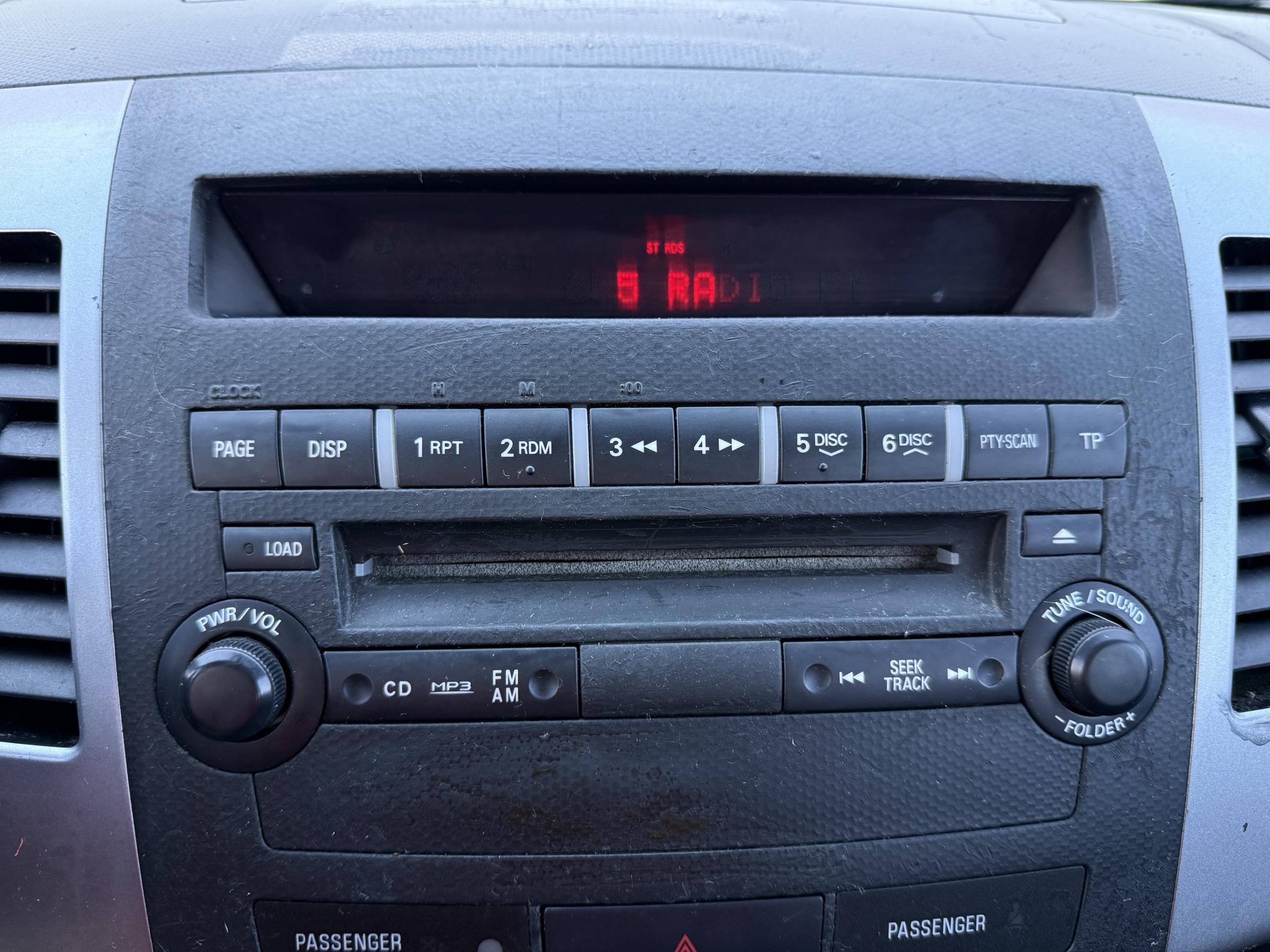 Peugeot 4007, 2007 - pohled č. 13