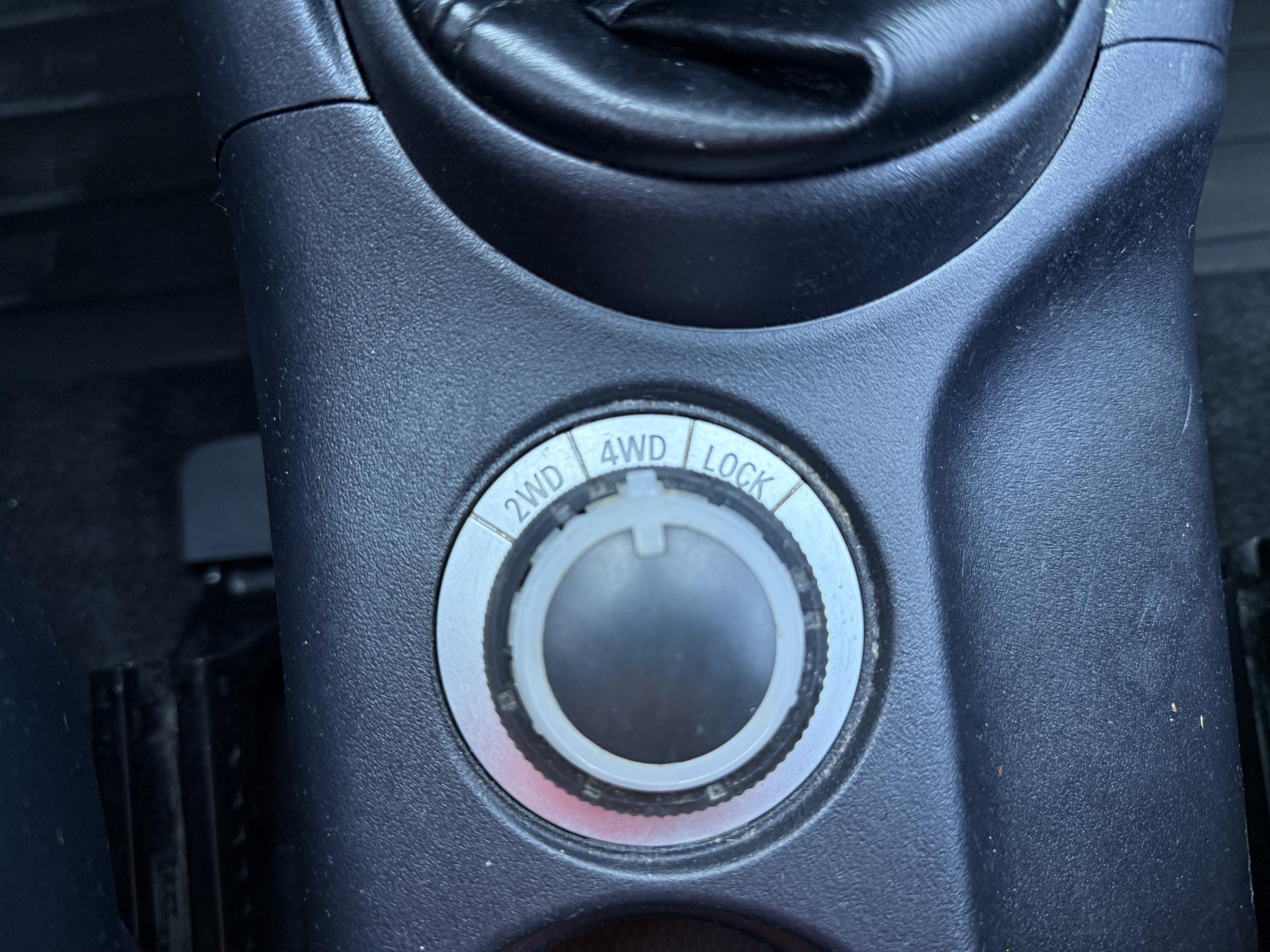 Peugeot 4007, 2007 - pohled č. 15