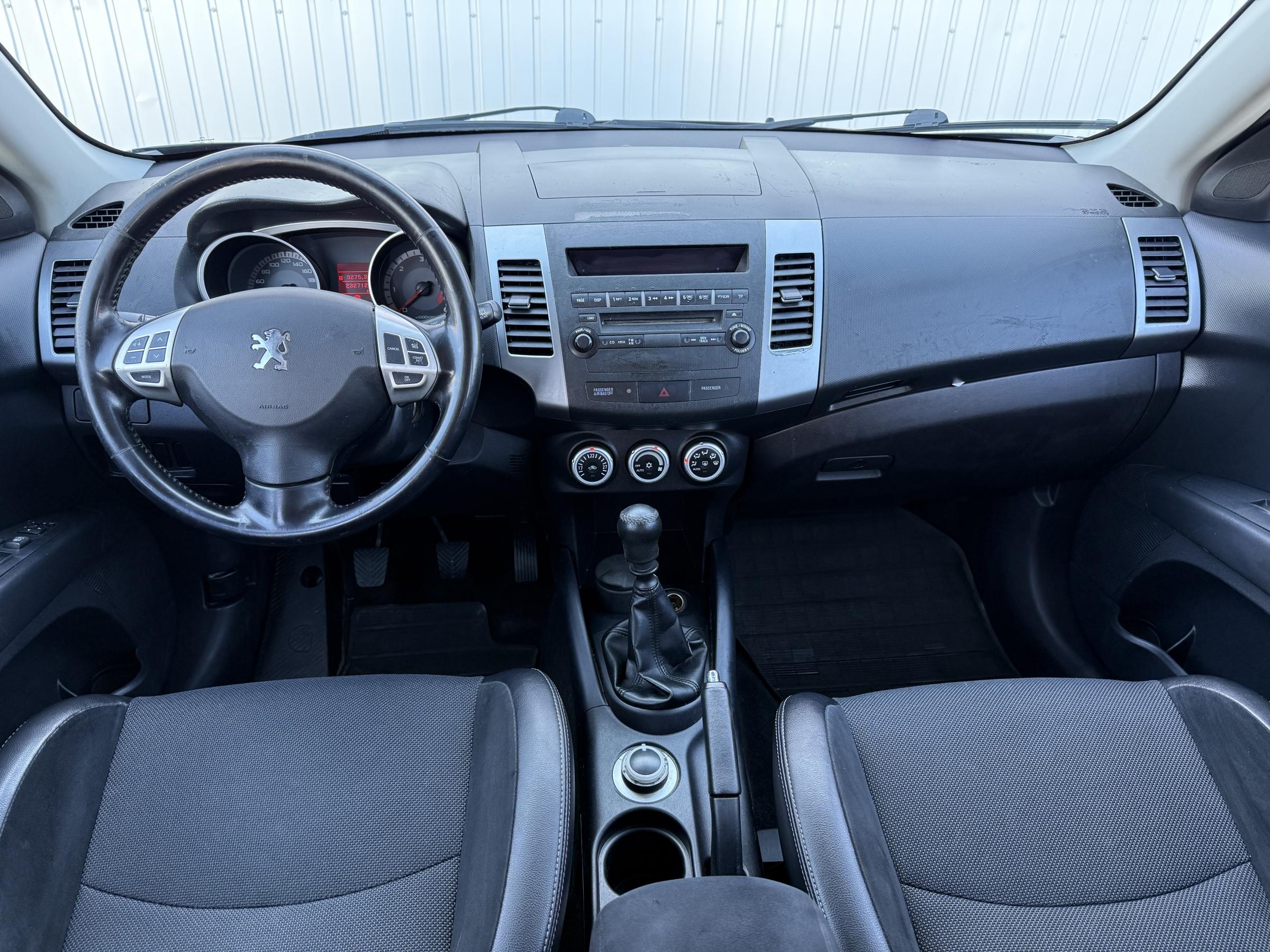 Peugeot 4007, 2007 - pohled č. 8