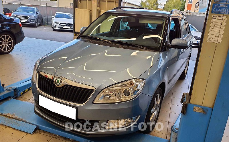 Škoda Fabia II 1.2 TSI Ambiente