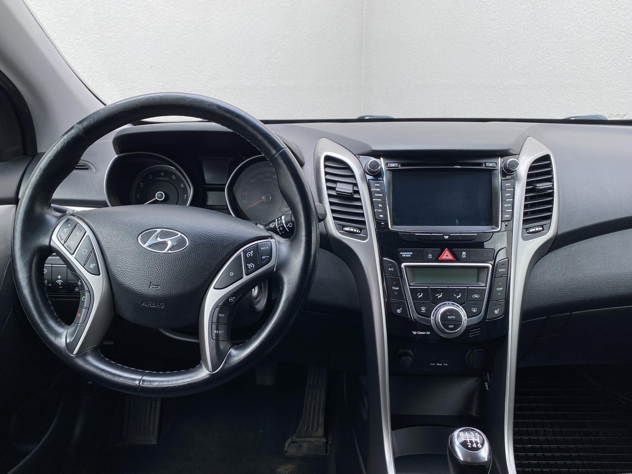 Hyundai i30, 2014 - pohled č. 9