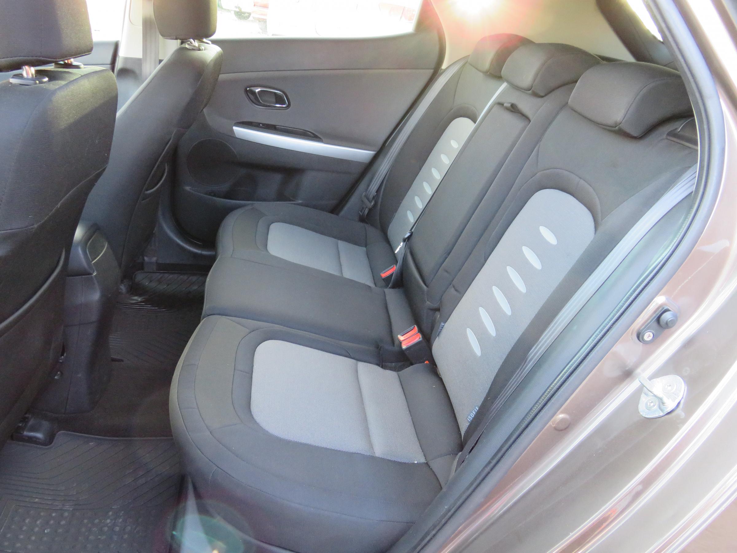 Kia Cee´d, 2012 - pohled č. 10