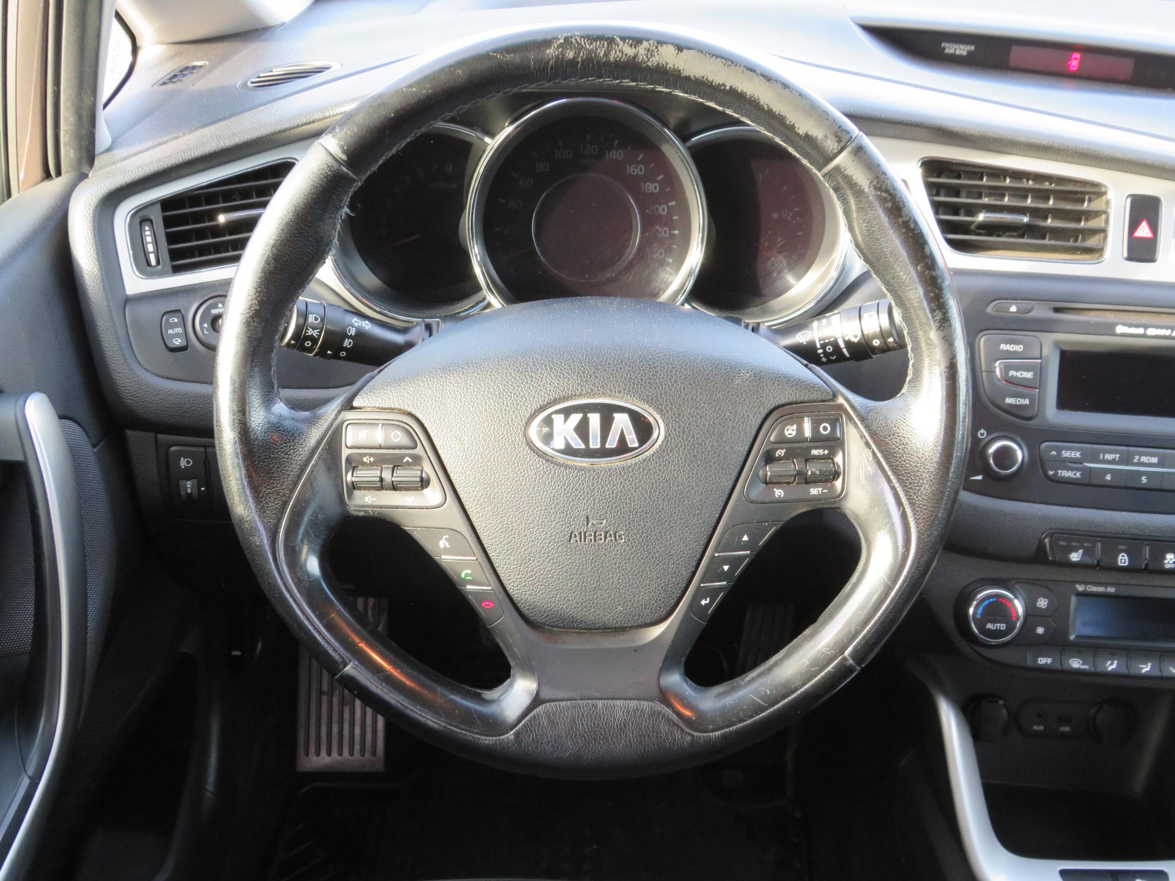 Kia Cee´d, 2012 - pohled č. 15