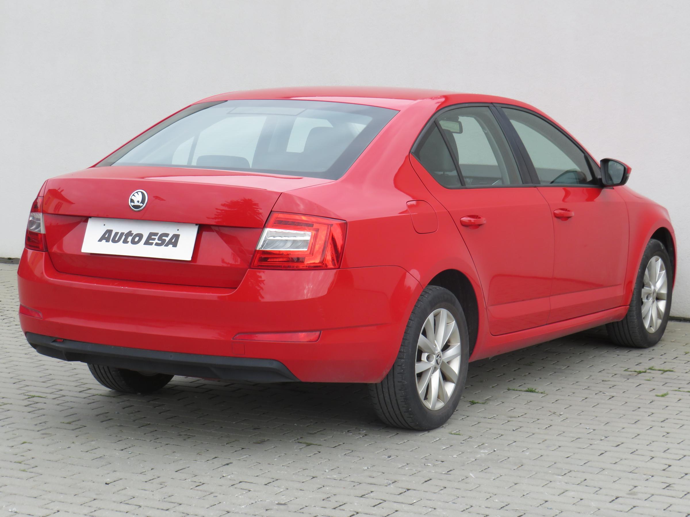 Škoda Octavia III, 2013 - pohled č. 4