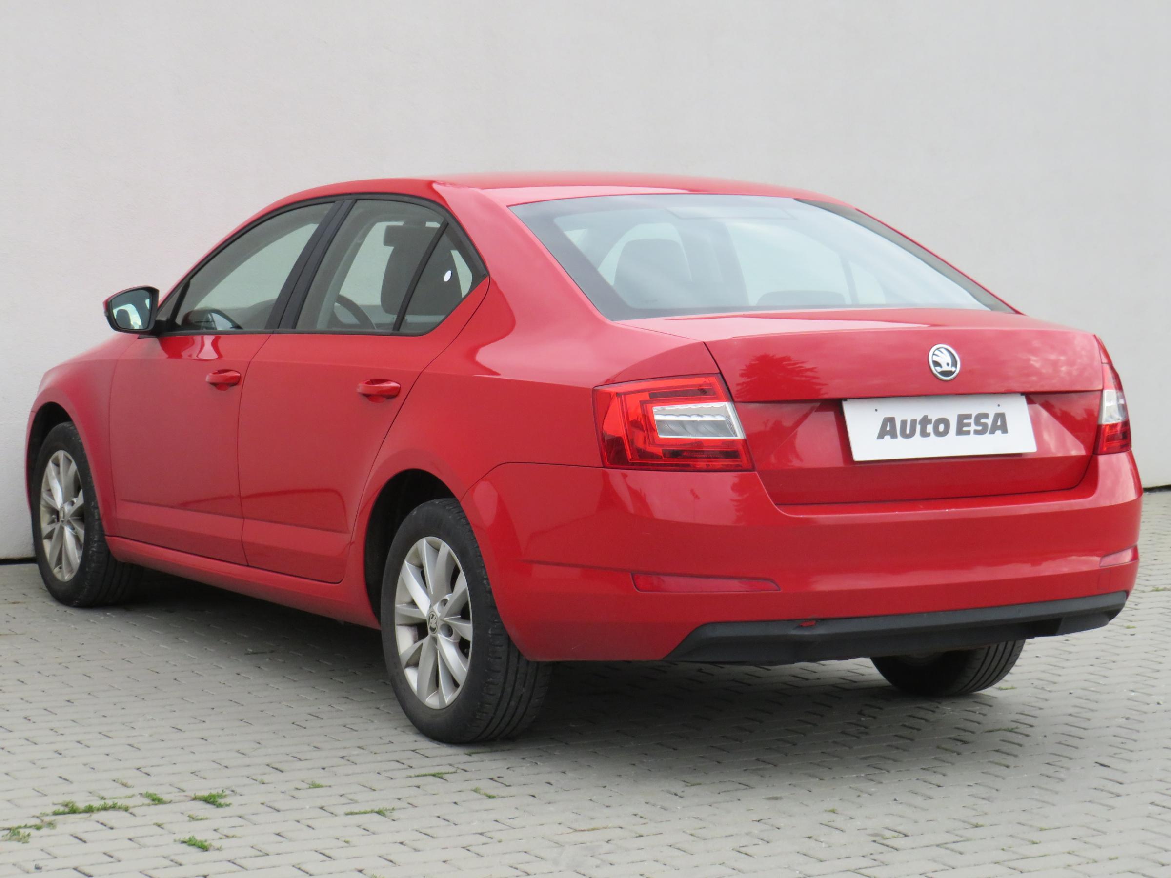 Škoda Octavia III, 2013 - pohled č. 6
