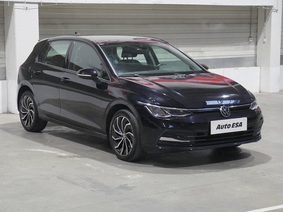 Volkswagen Golf 1.5 TSi 