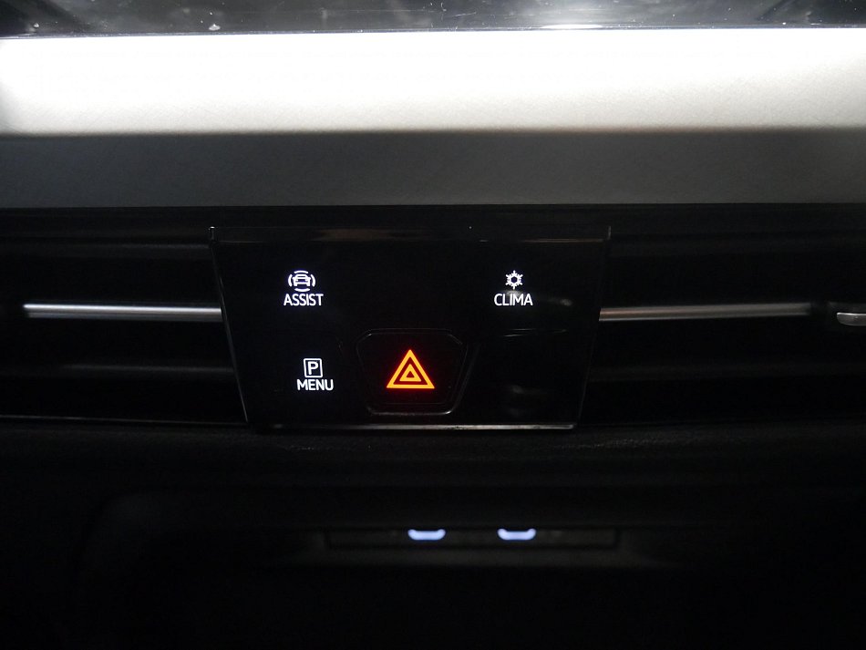 Volkswagen Golf 1.5 TSi 