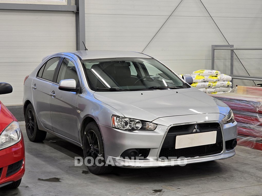 Mitsubishi Lancer 1.8i 