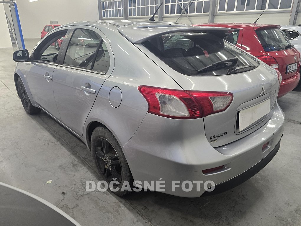 Mitsubishi Lancer 1.8i 