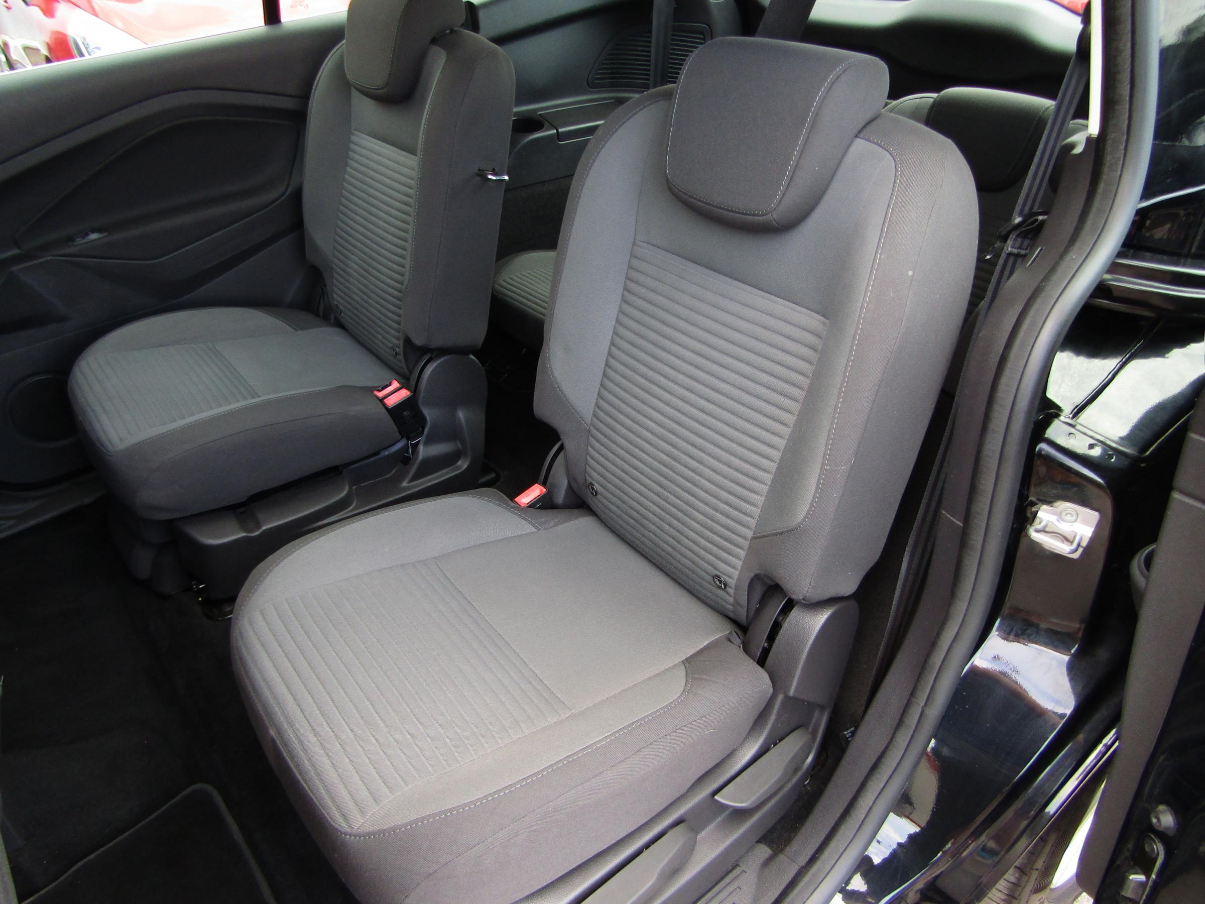 Ford Grand C-MAX, 2017 - pohled č. 12