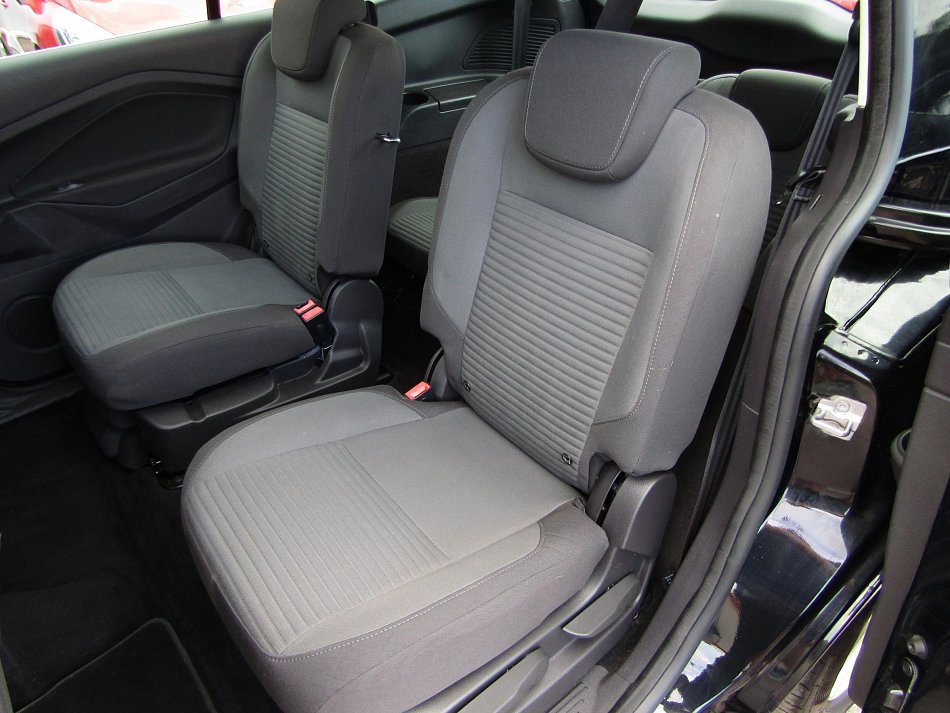 Ford Grand C-MAX 1.5 TDCi Titanium 7míst