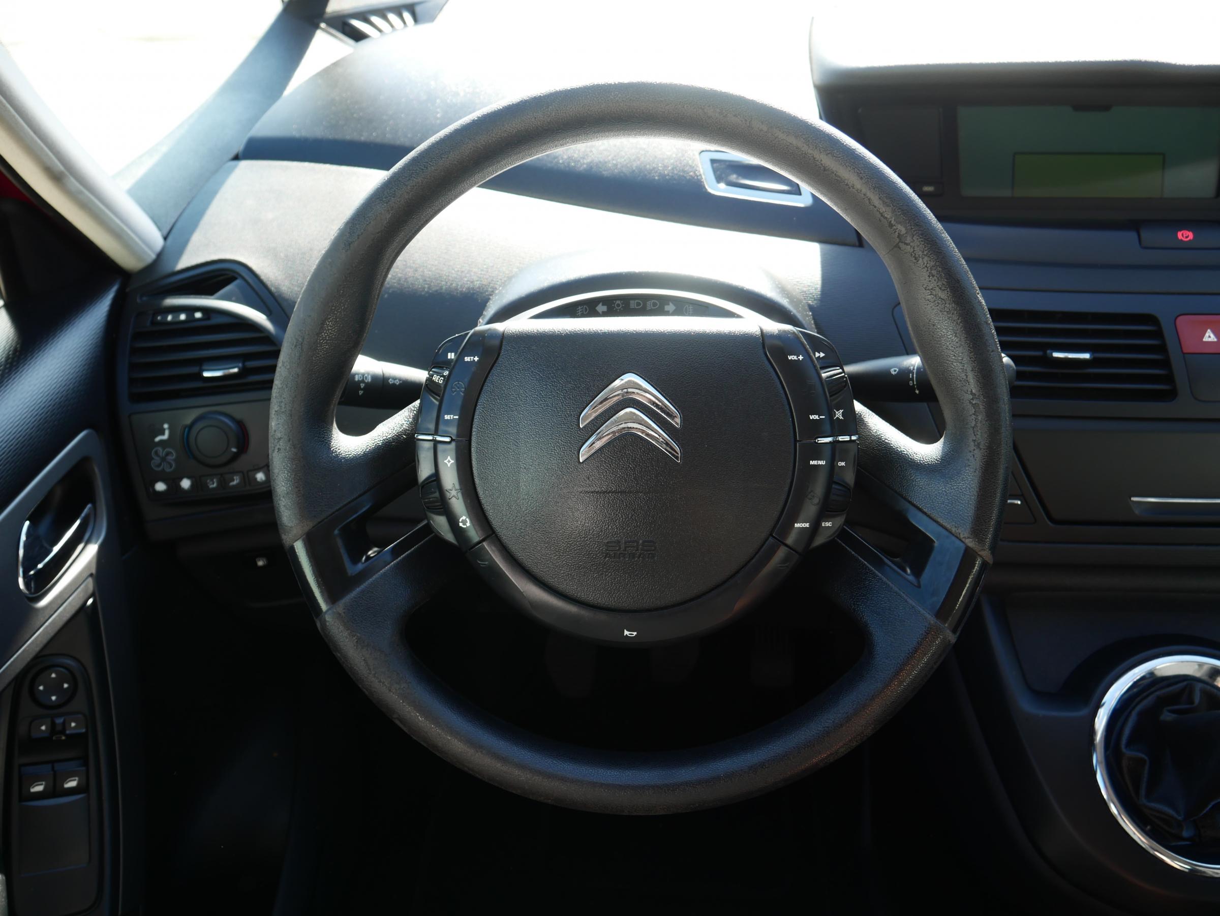 Citroën C4 Picasso, 2013 - pohled č. 10