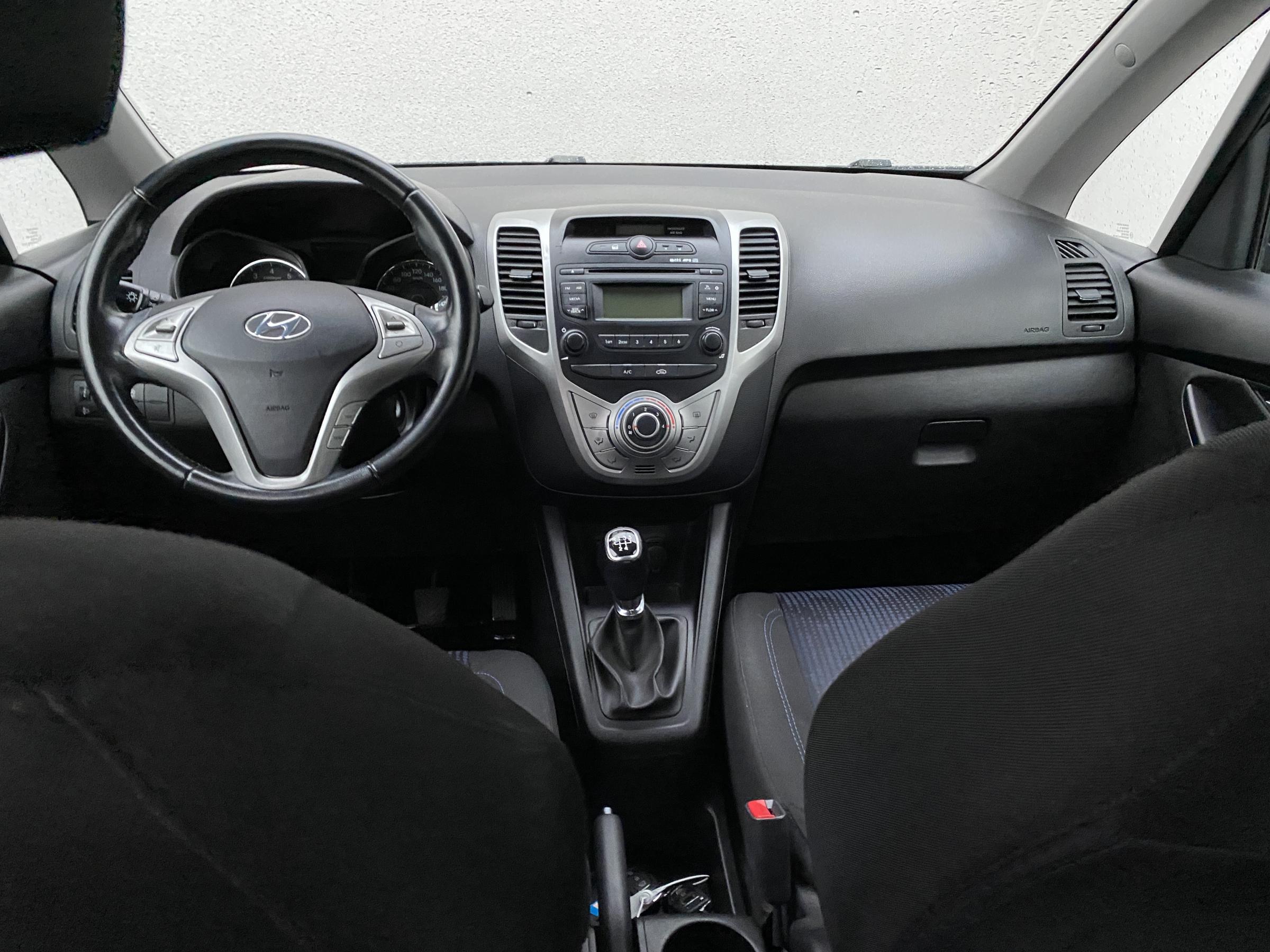 Hyundai ix20, 2015 - pohled č. 8