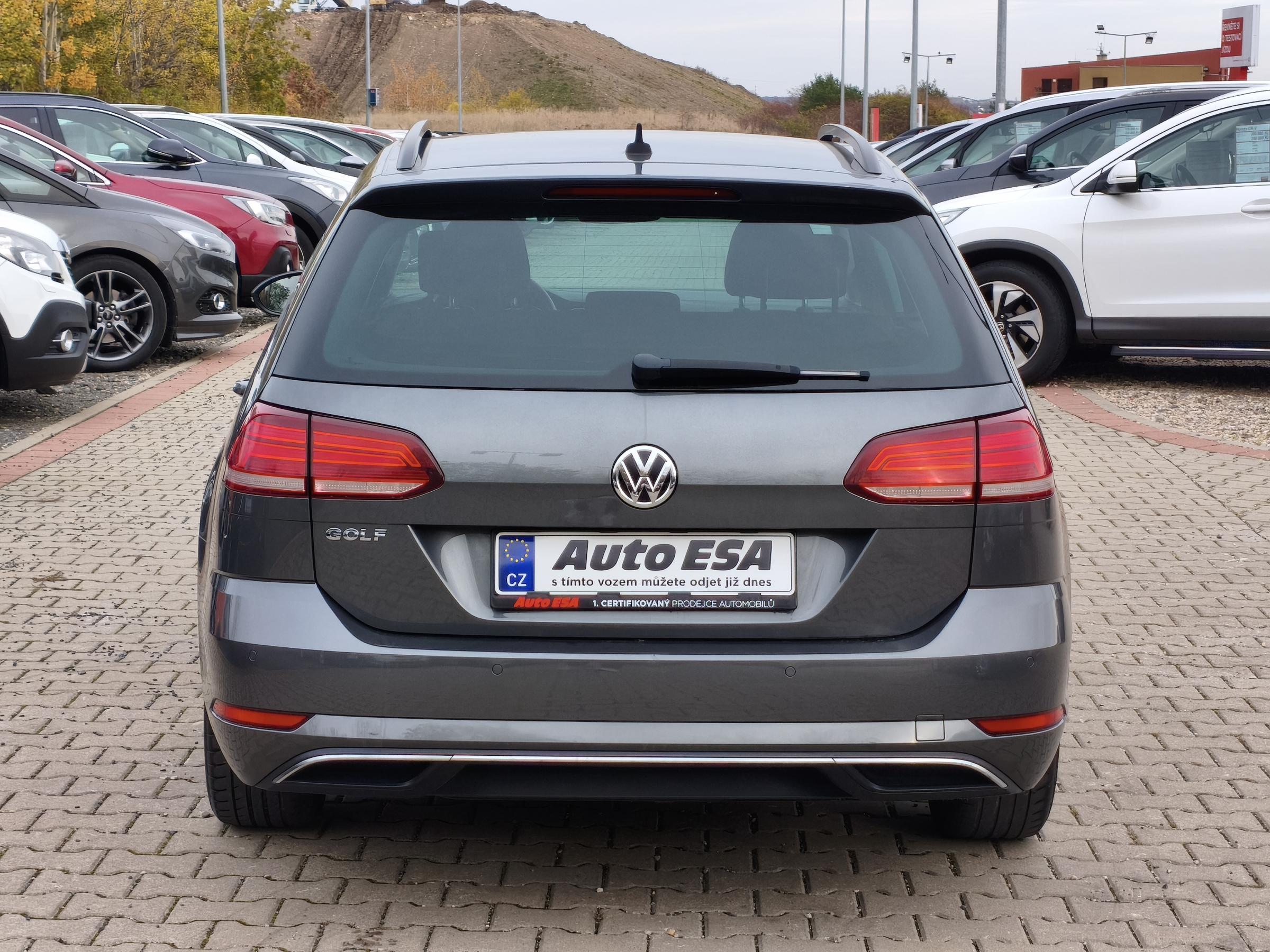 Volkswagen Golf, 2019 - pohled č. 5