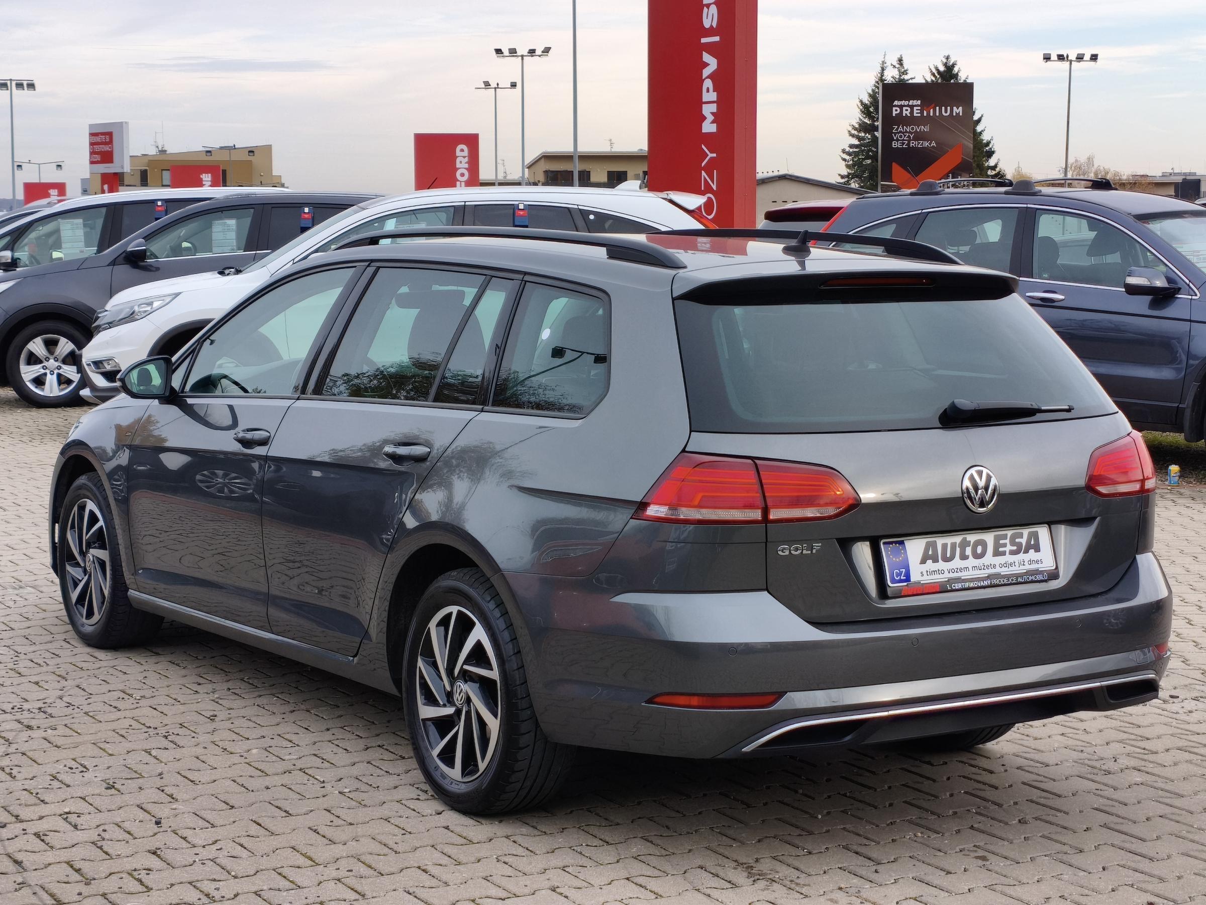 Volkswagen Golf, 2019 - pohled č. 6