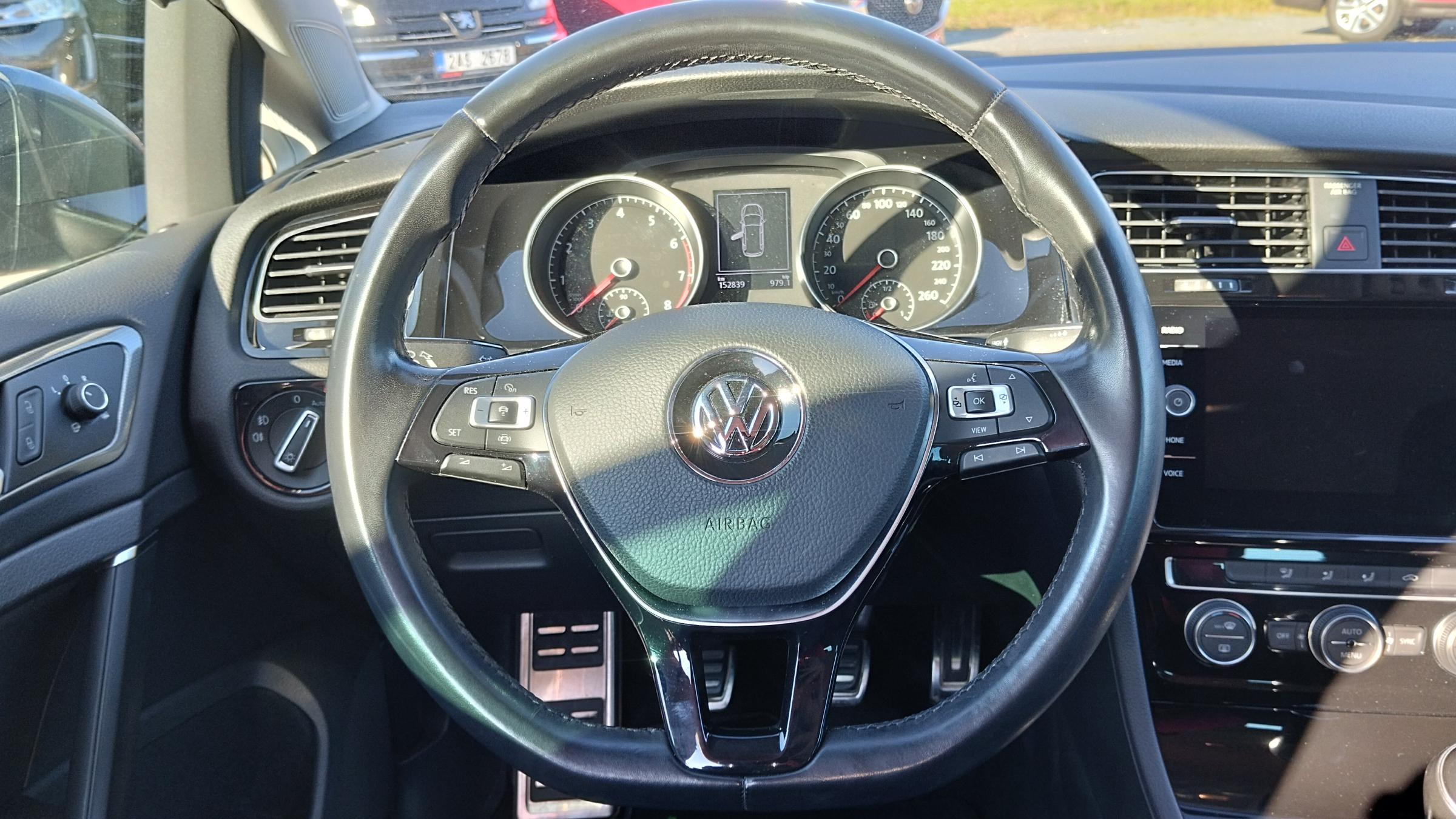 Volkswagen Golf, 2019 - pohled č. 8